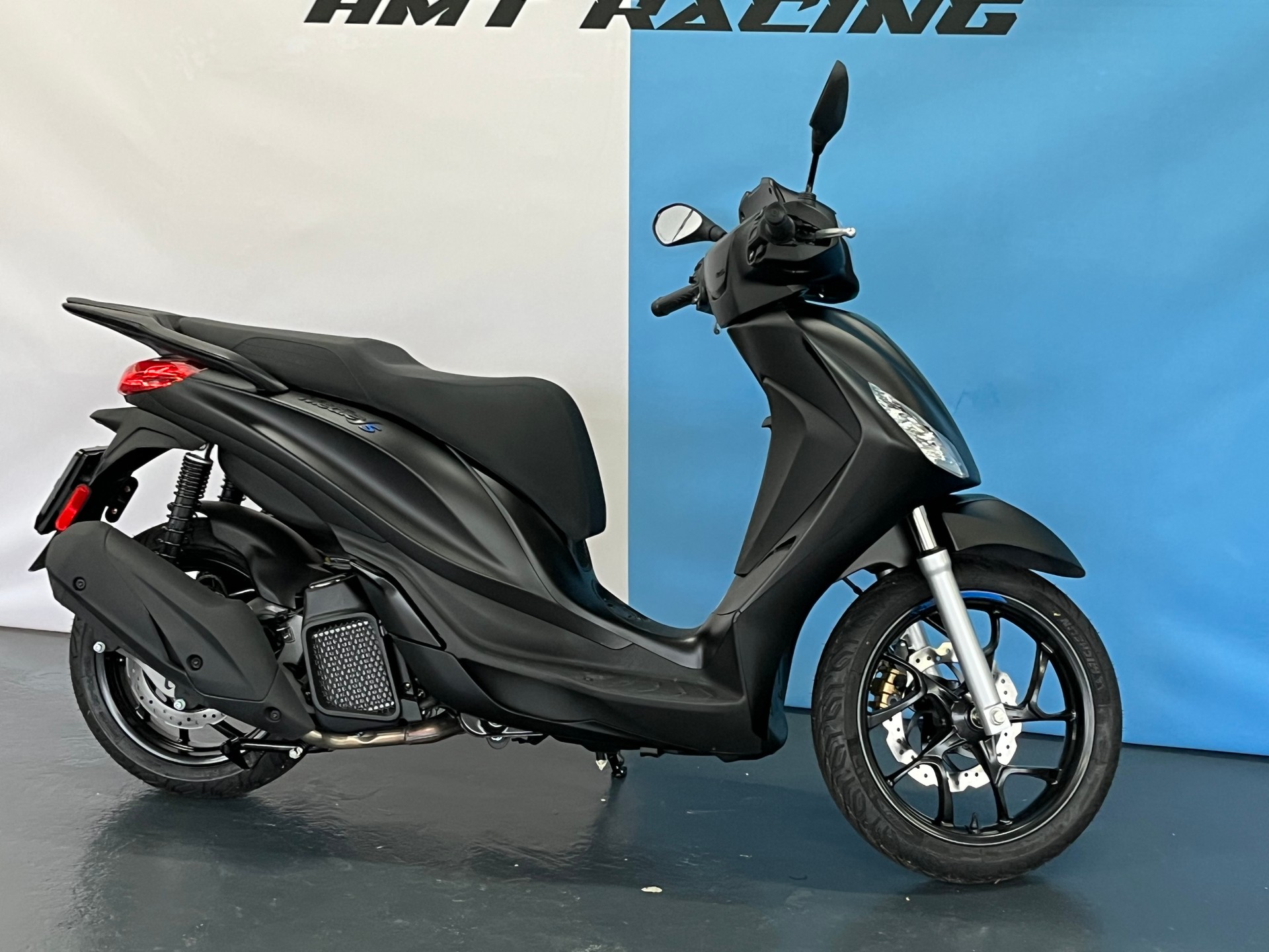 PIAGGIO Medley 125 iGet Sport ABS RST-image-2