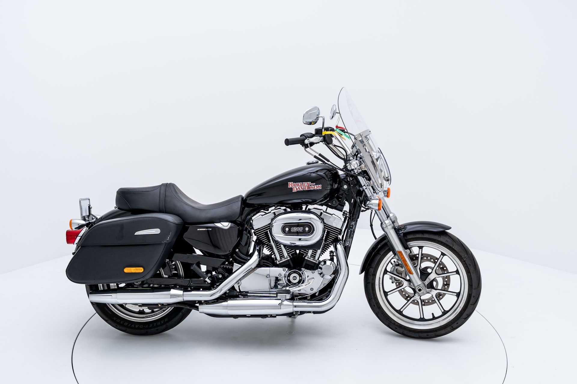 HARLEY-DAVIDSON XL 1200 T Super Low ABS-image-0