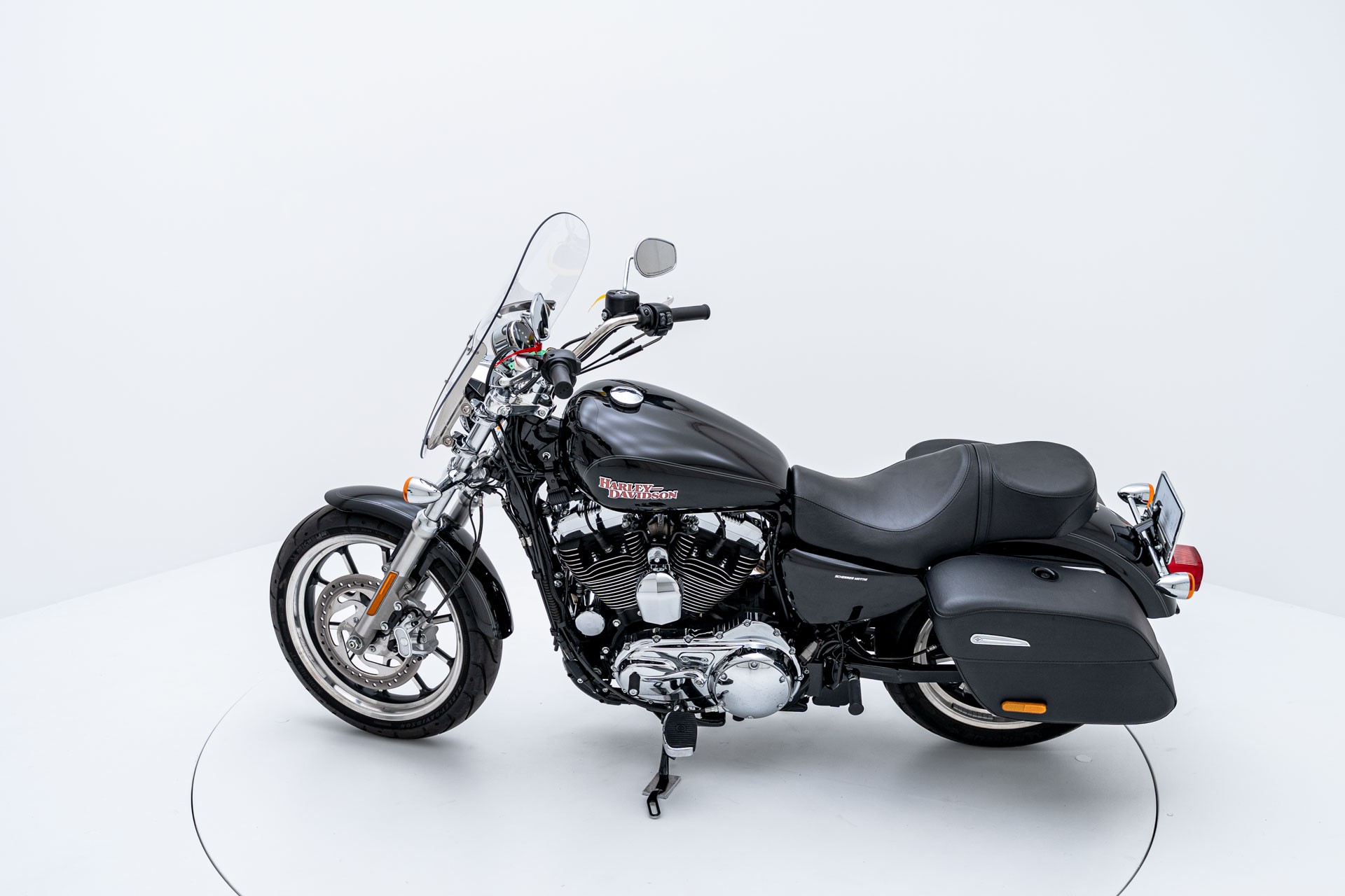 HARLEY-DAVIDSON XL 1200 T Super Low ABS-image-5