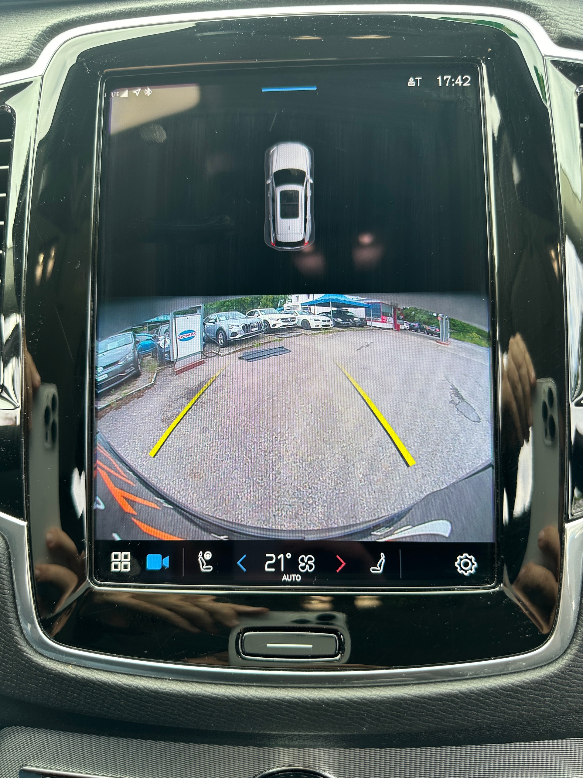 VOLVO XC90 B5 Benzin Mild Hybrid AWD Plus Dark Geartronic-image-10