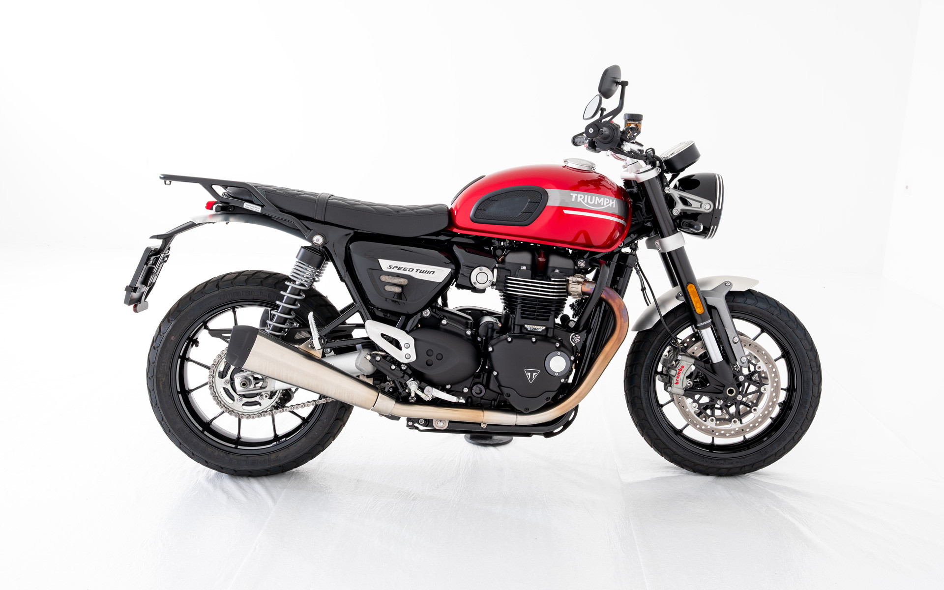 TRIUMPH Speed Twin 1200-image-1