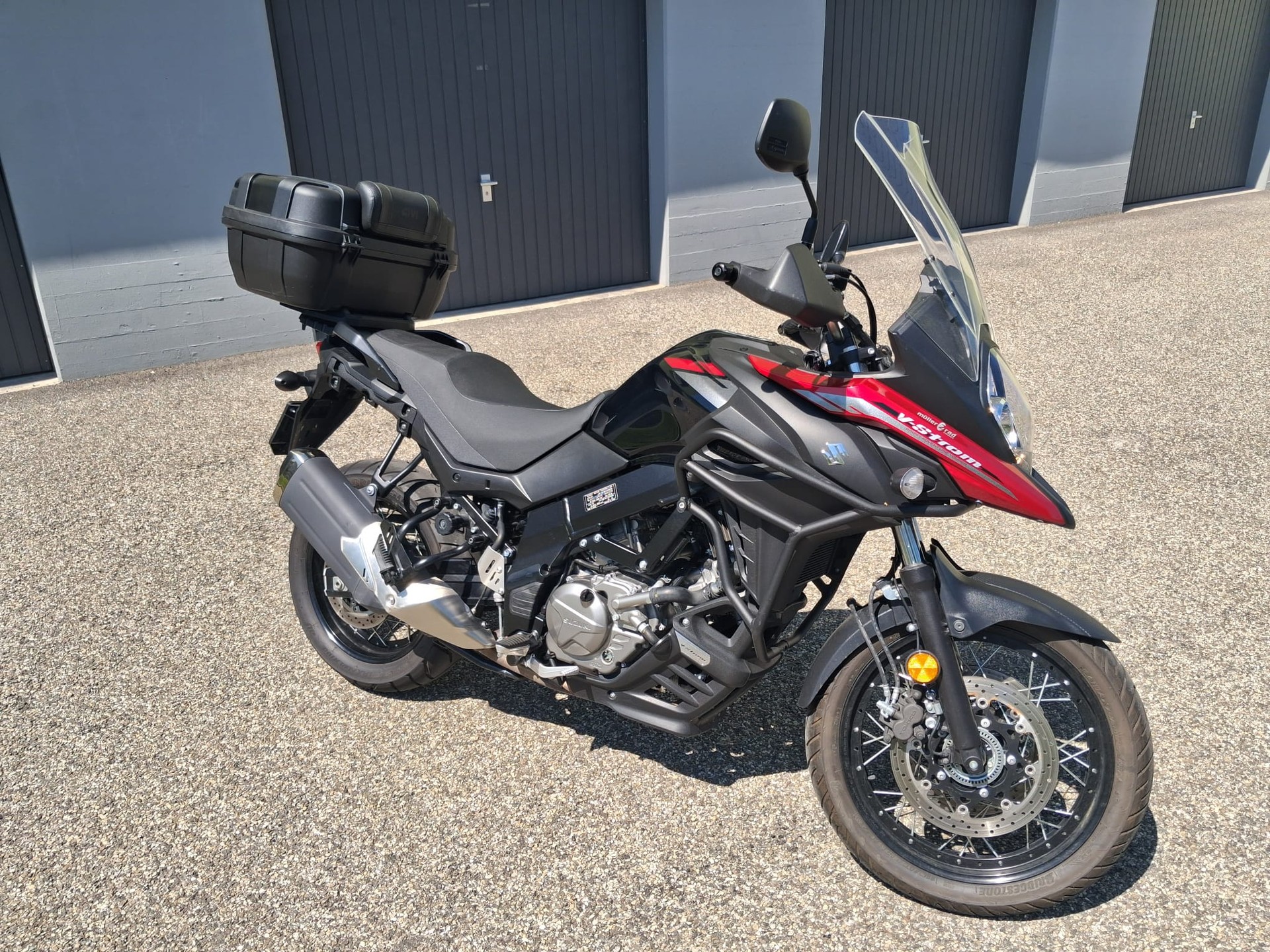 SUZUKI DL 650 XT (35kW)-image-1