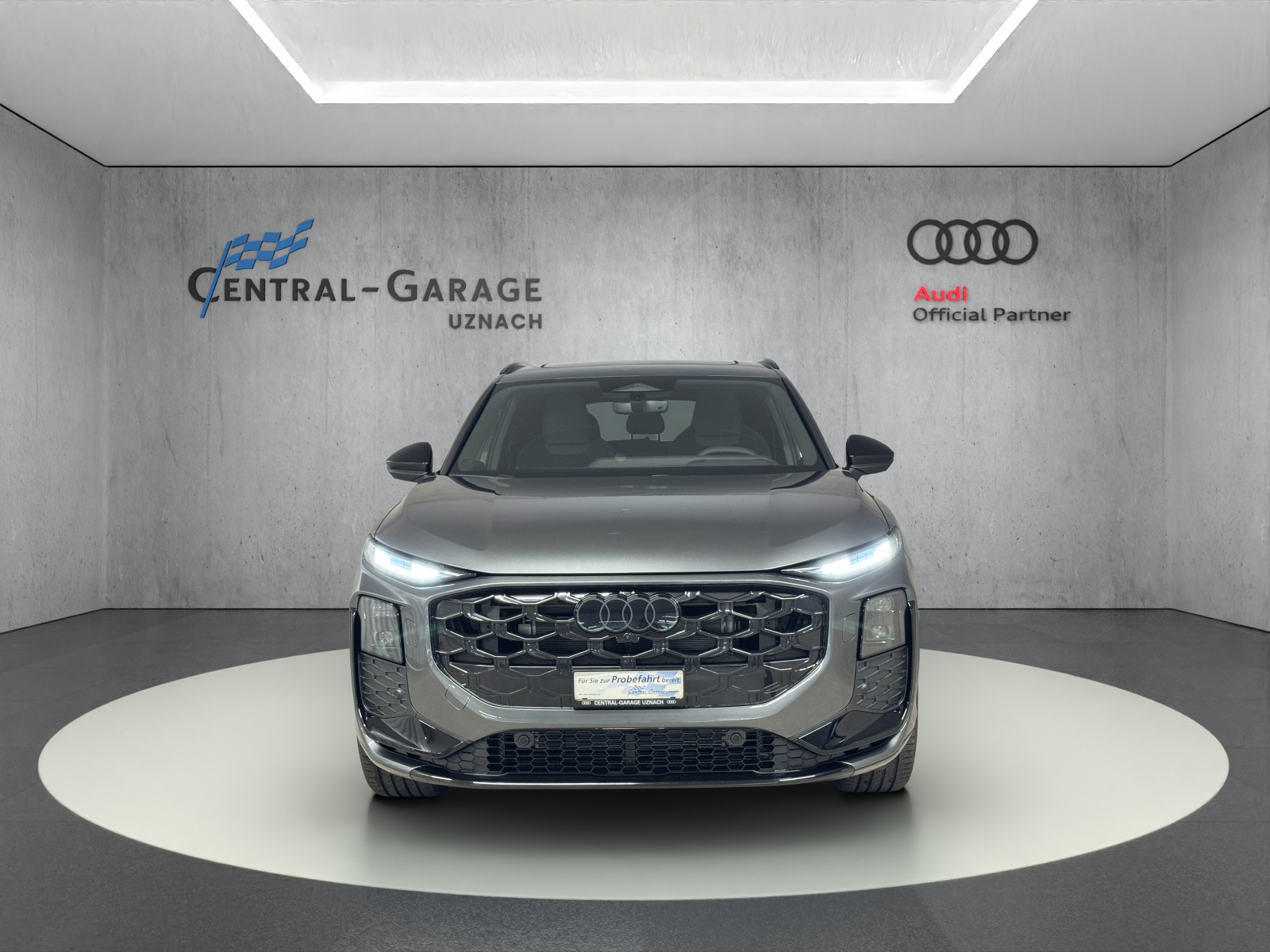 AUDI Q3 SUV TFSI quattro 195 kW S tronic-showroom-element-1