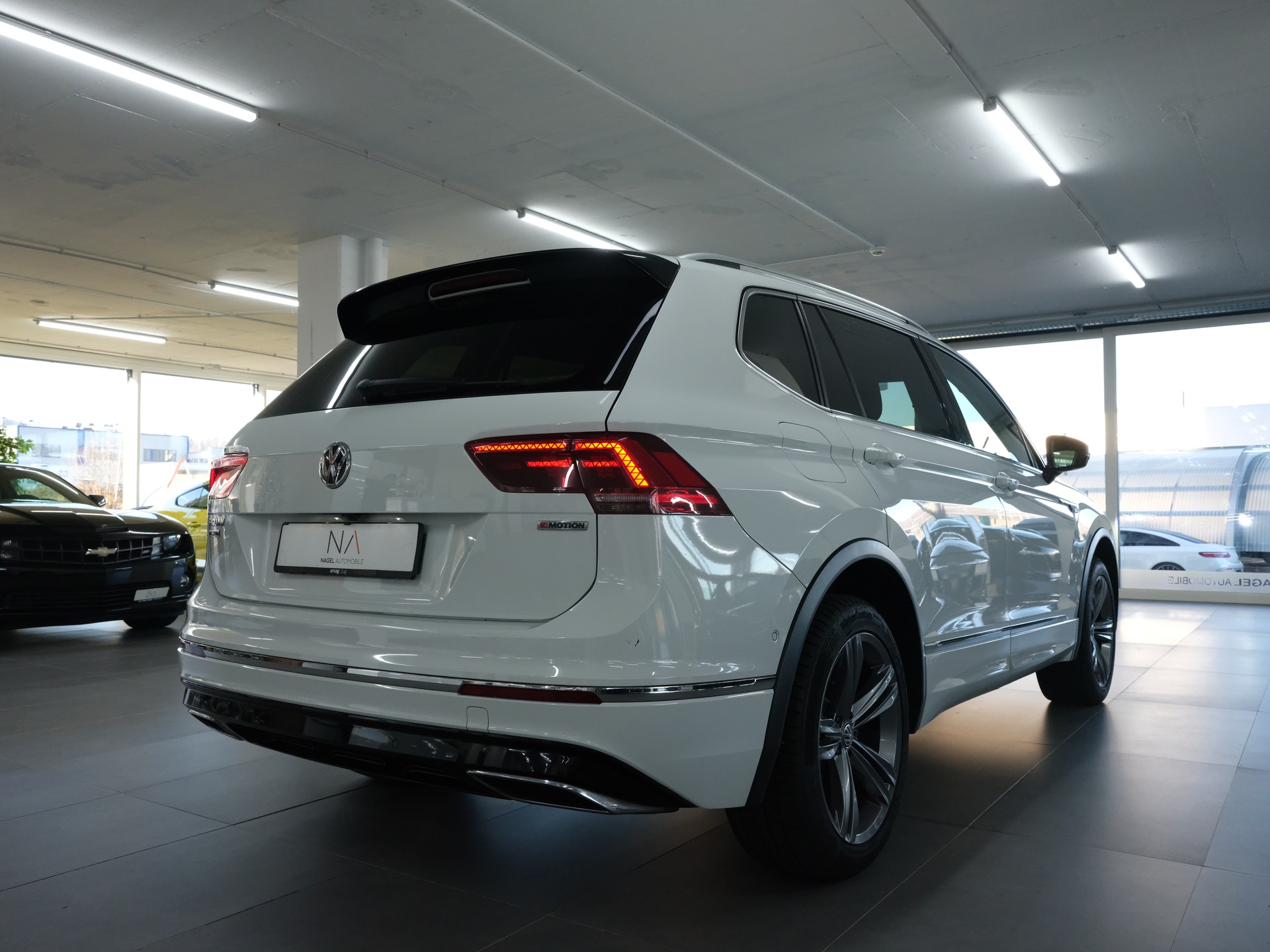 VW Tiguan Allspace 2.0 TDI SCR Highline 4Motion DSG-showroom-element-2