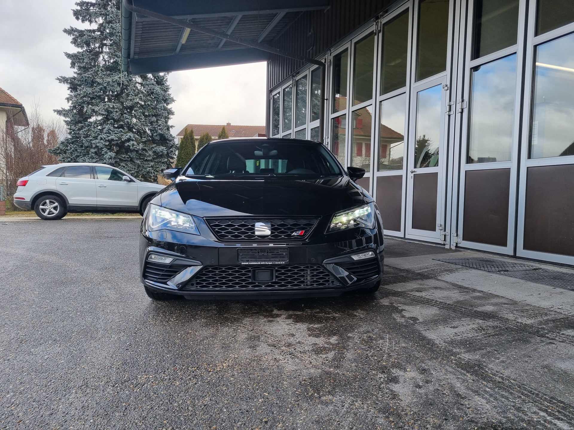 SEAT Leon 2.0 TSI Cupra 300 DSG