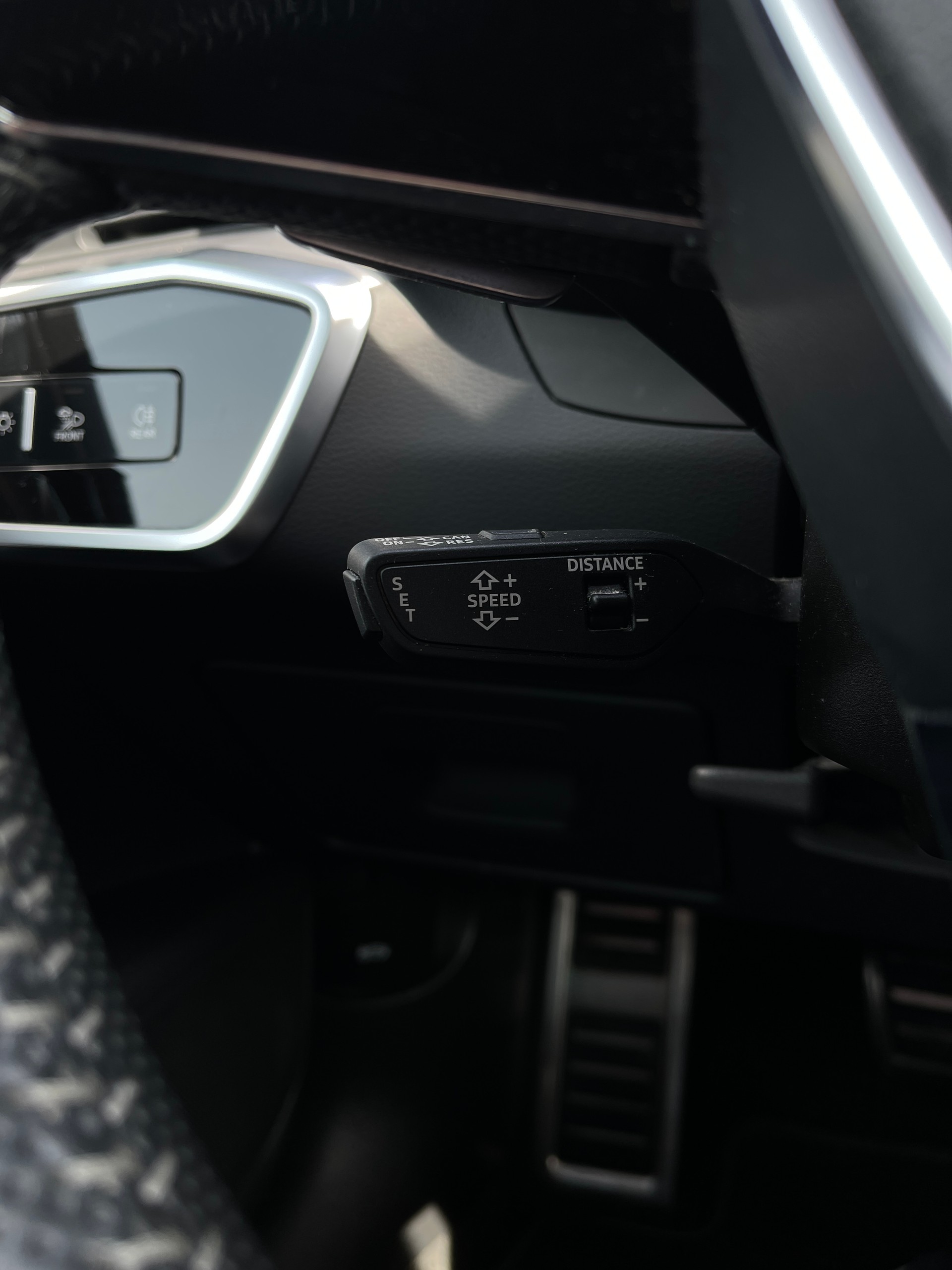 AUDI A6 Limousine 45 TFSI Sport Attraction quattro S-tronic-image-10