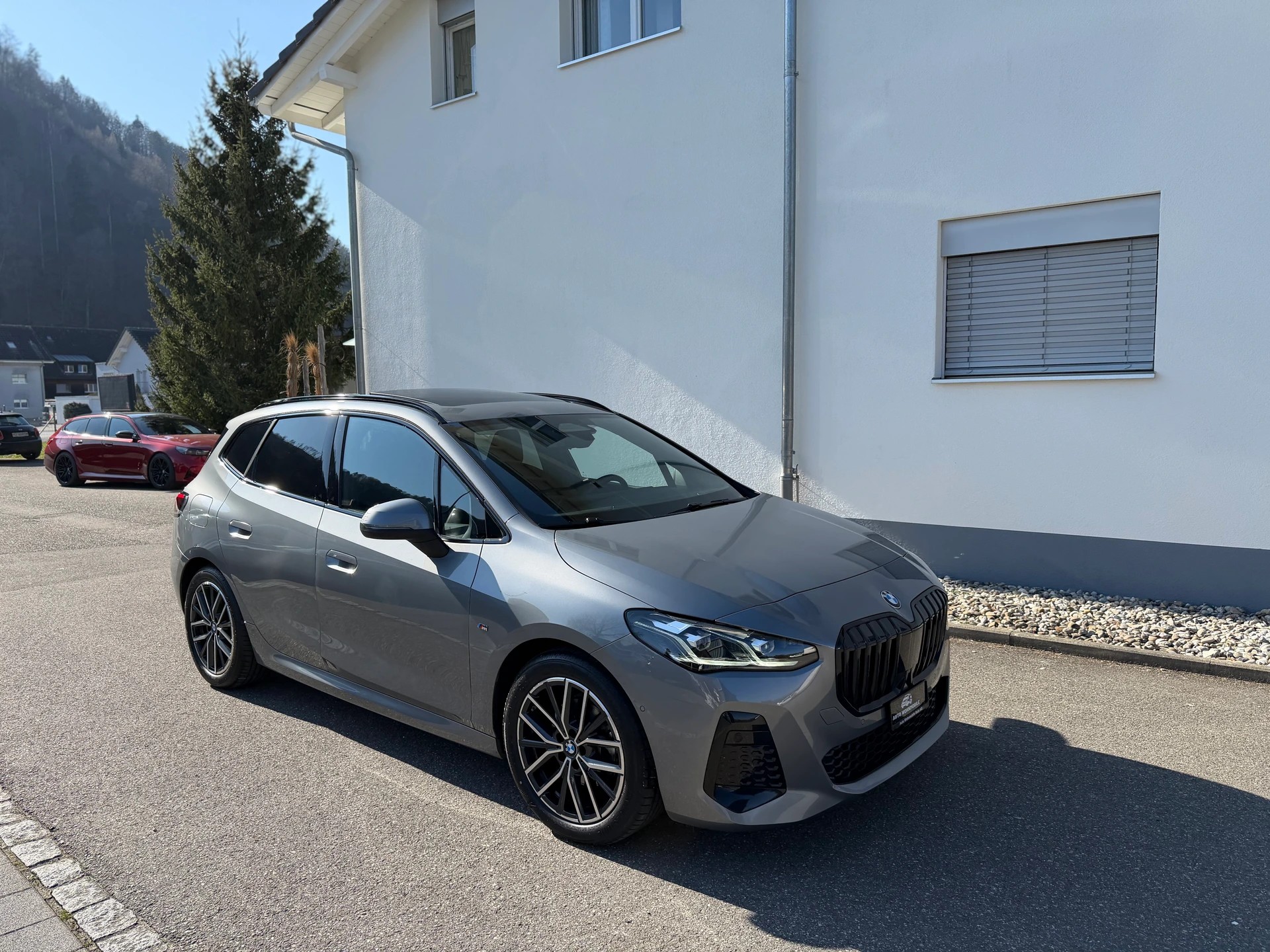 BMW 218d Active Tourer M Sport DKG-showroom-element-2