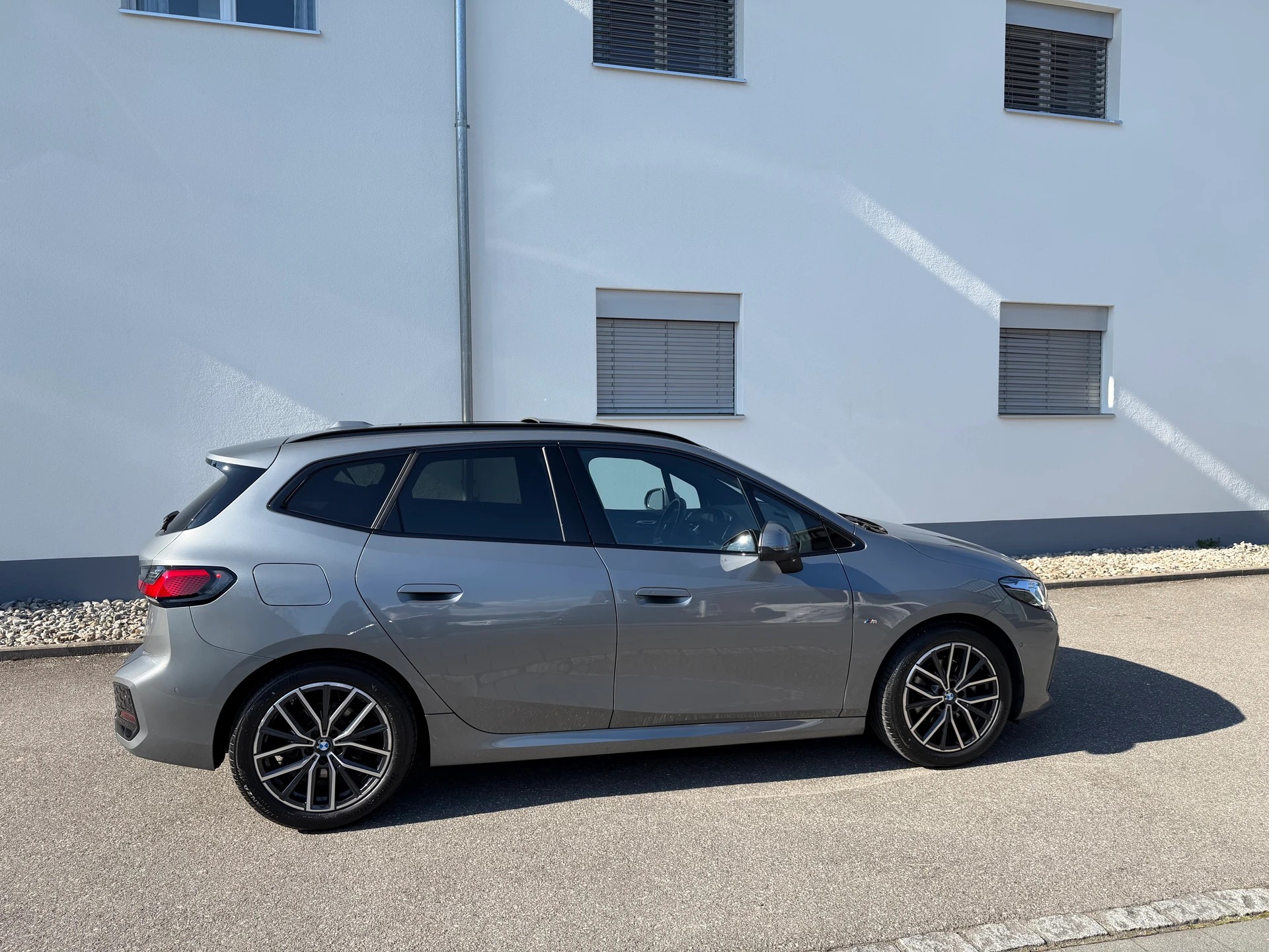 BMW 218d Active Tourer M Sport DKG-image-4