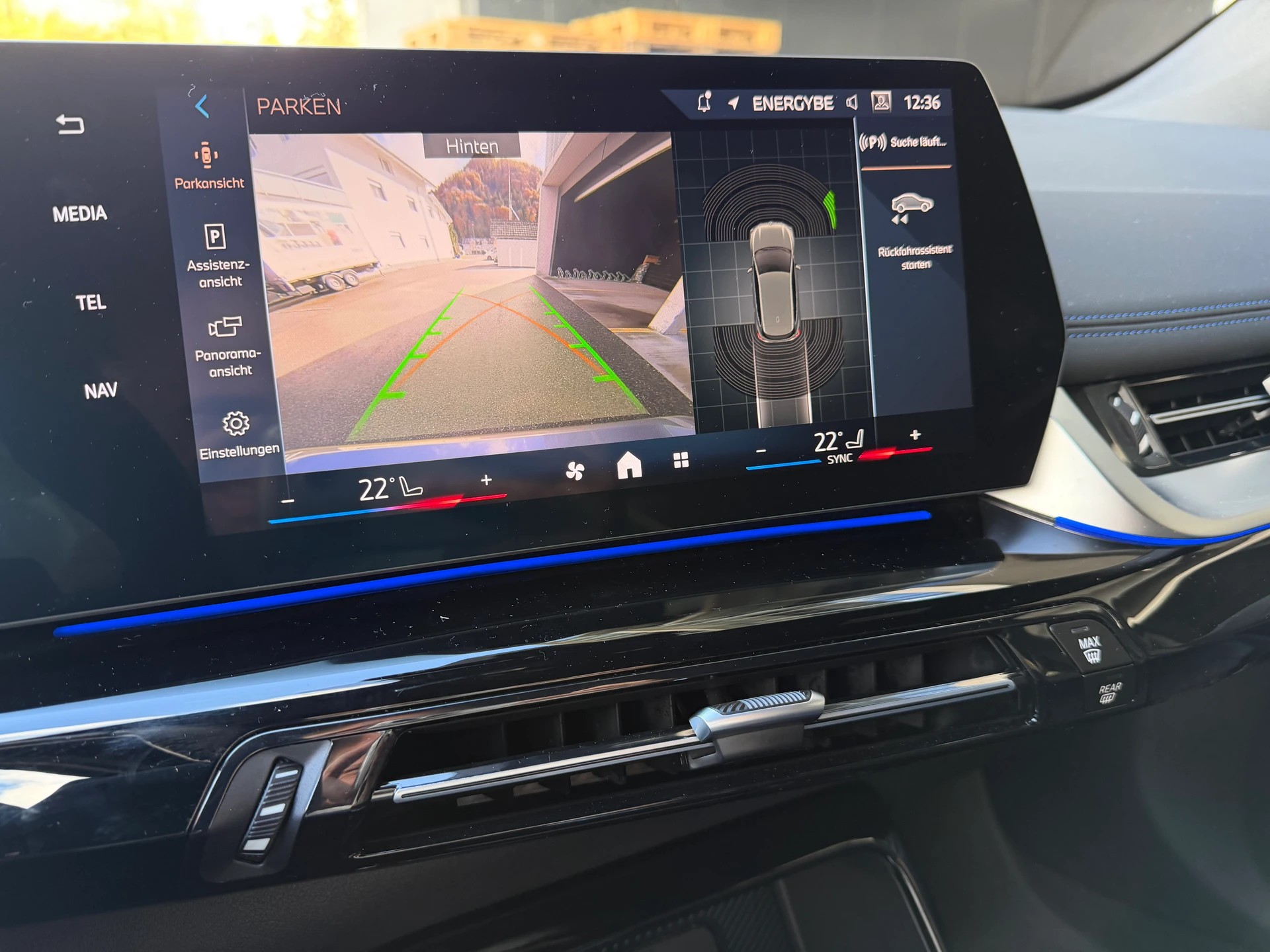 BMW 218d Active Tourer M Sport DKG-image-24