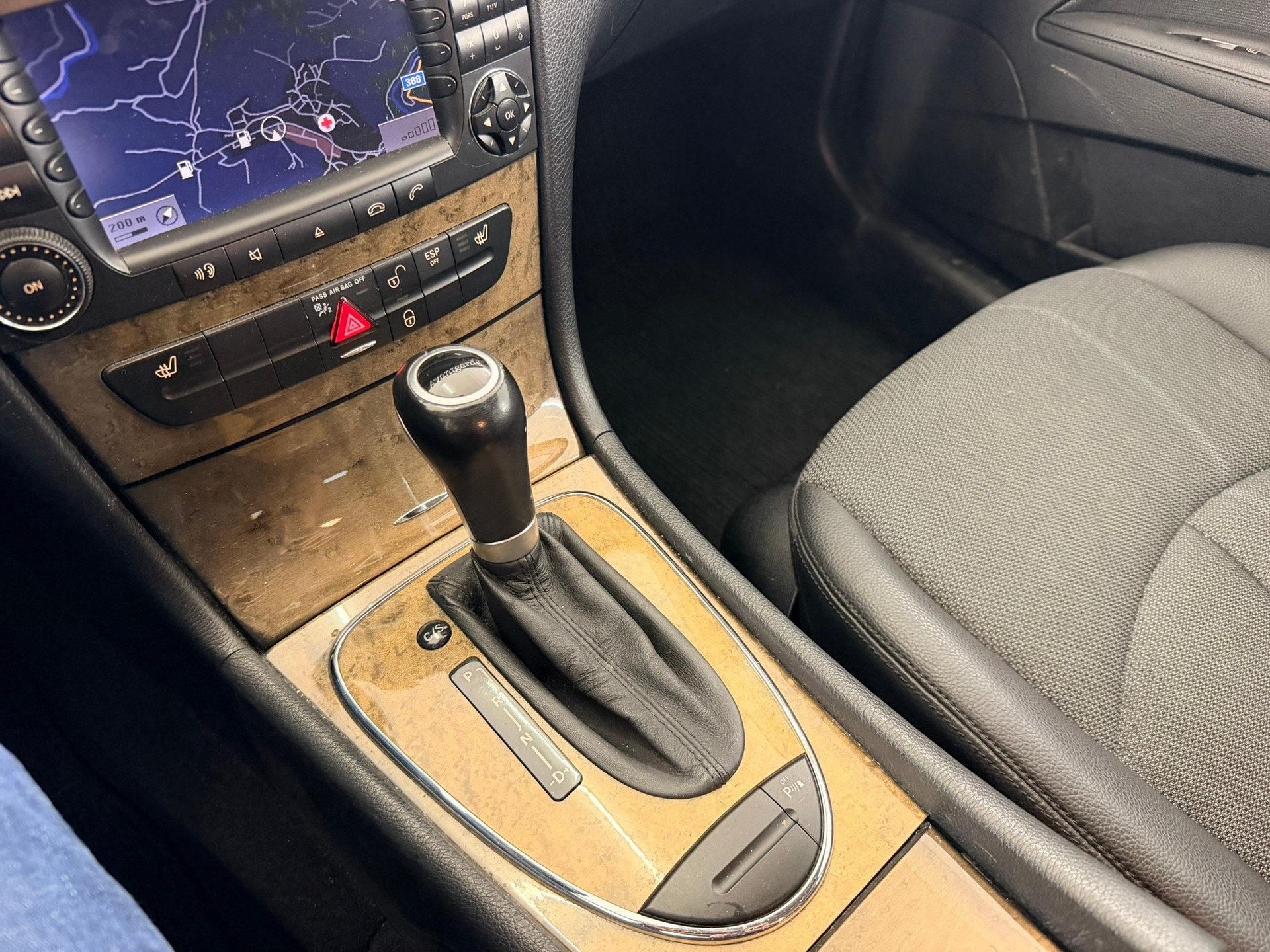 MERCEDES-BENZ E 320 CDI Avantgarde 4Matic Automatic-image-20