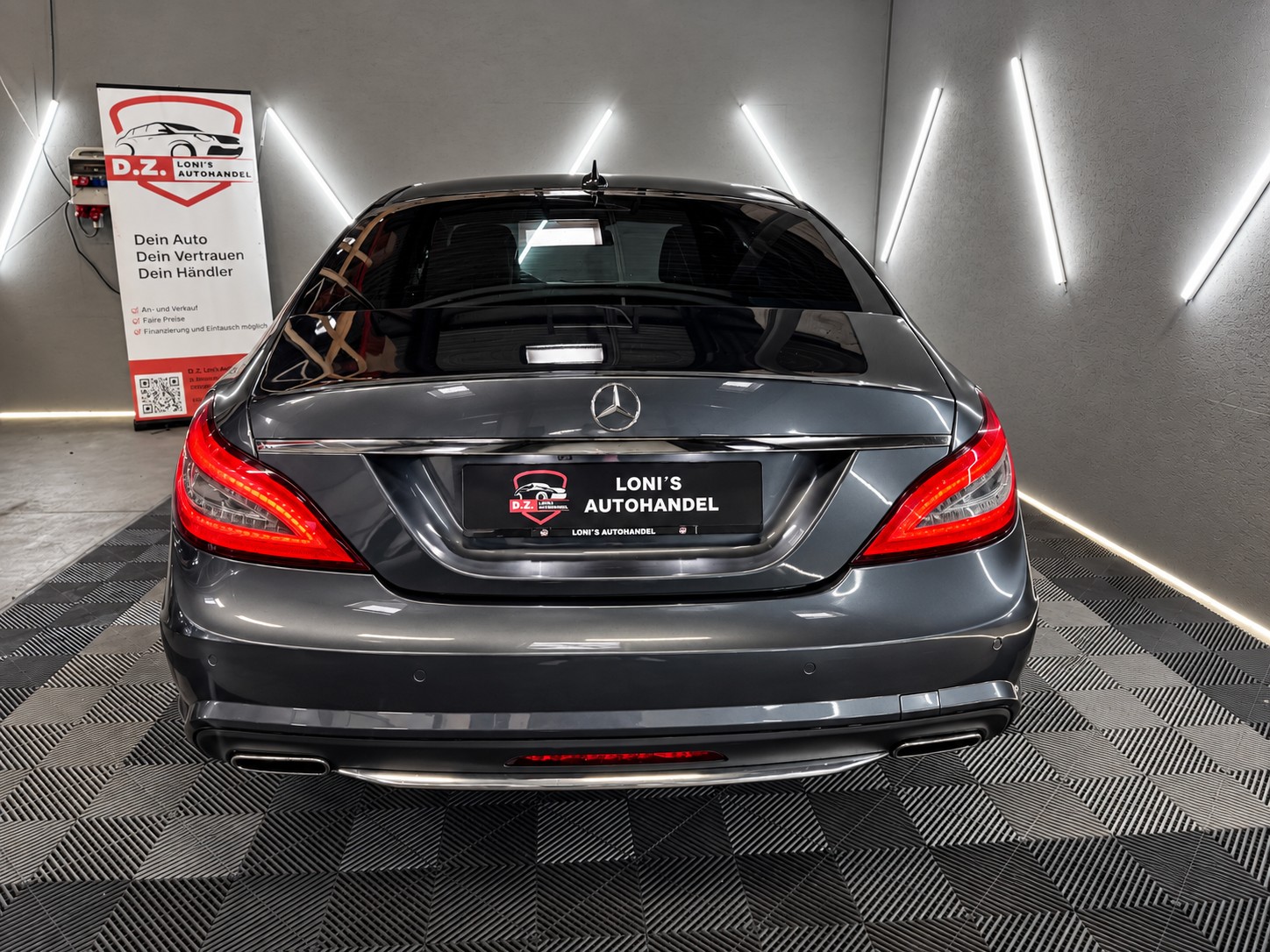 MERCEDES-BENZ CLS 350 CDI 4Matic 7G-Tronic AMG-Line-image-5