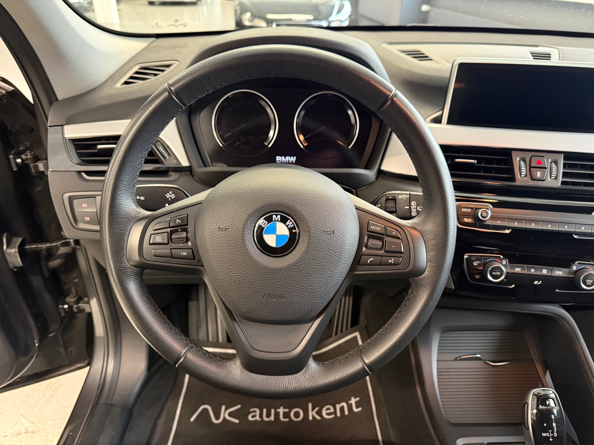 BMW X1 xDrive 20d Steptronic-image-7