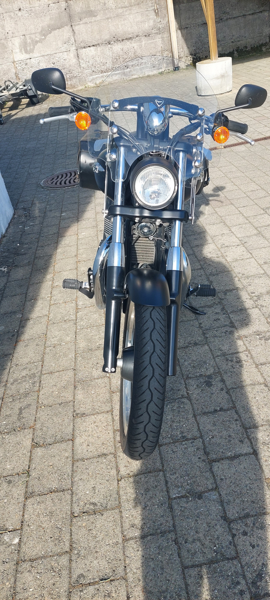 TRIUMPH Speedmaster 900-showroom-element-2