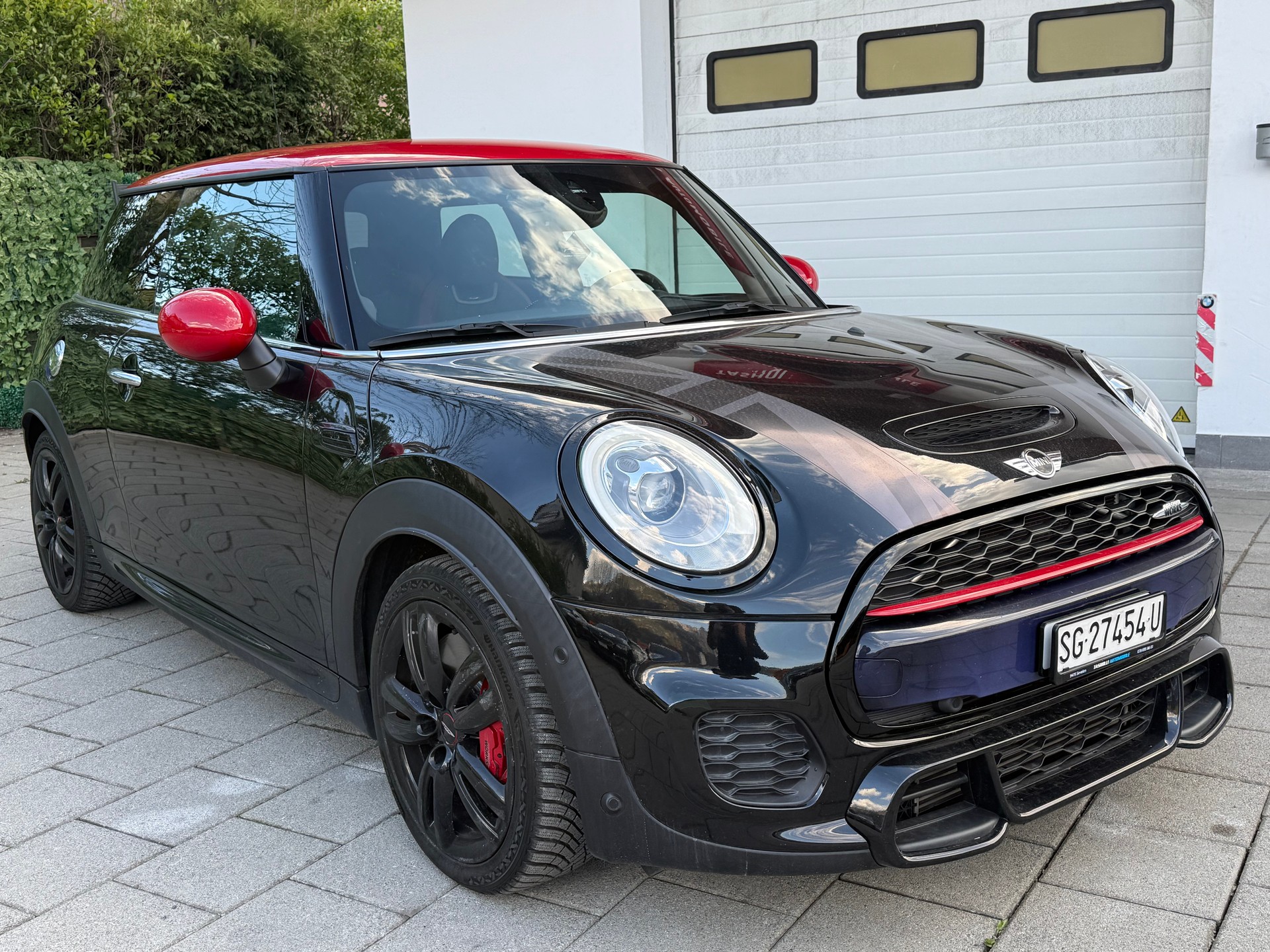MINI Cooper John Cooper Works Steptronic-image-8