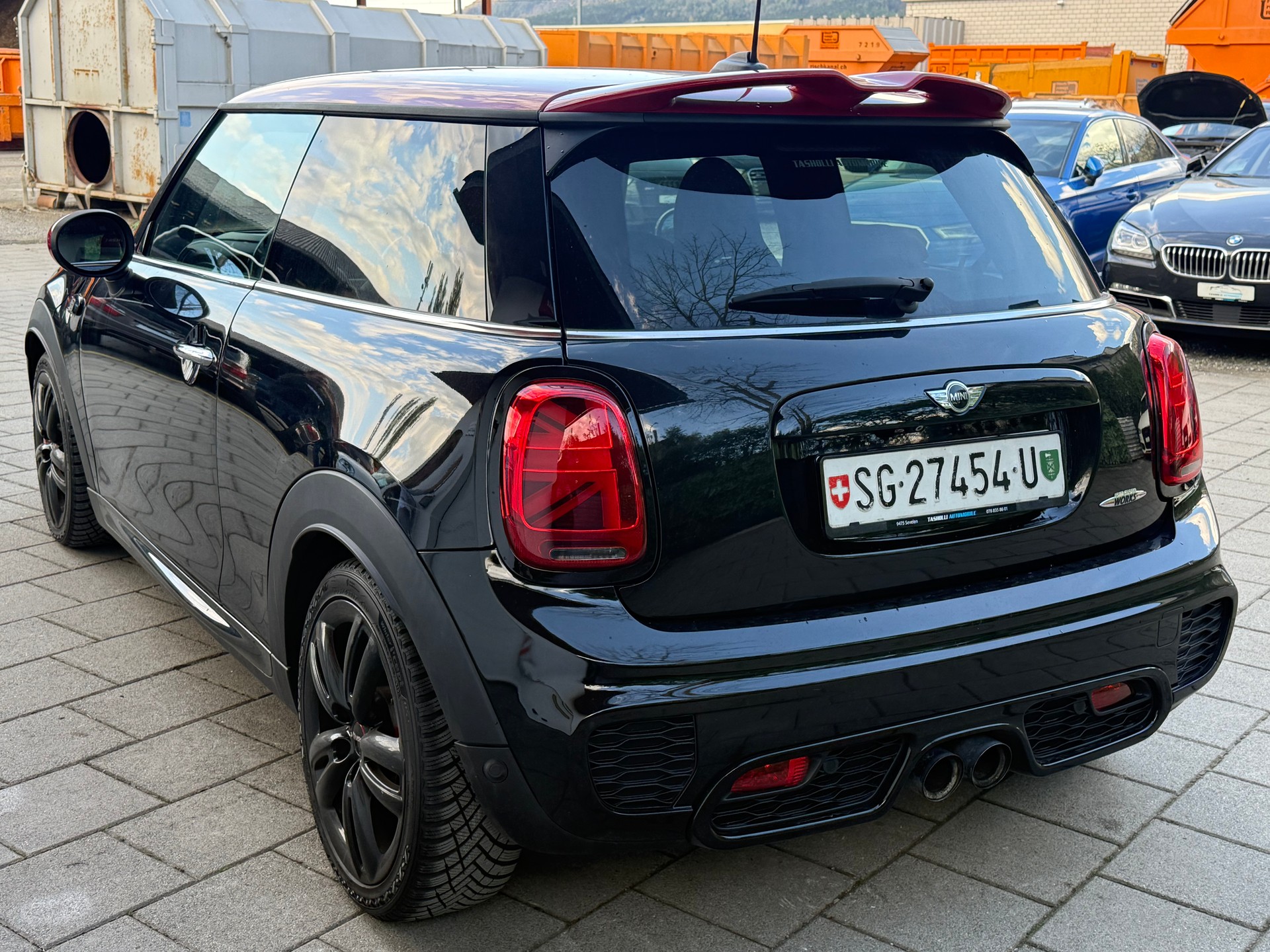 MINI Cooper John Cooper Works Steptronic-image-3
