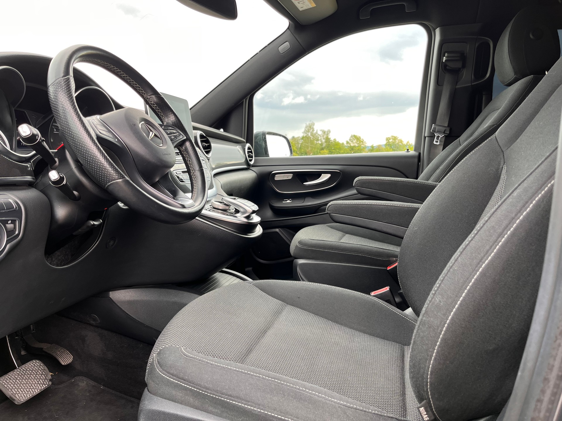 MERCEDES-BENZ V 250 d kompakt 4Matic 7G-Tronic * KOMPAKT/KURZ VERSION - 7 PLÄTZER *-image-13