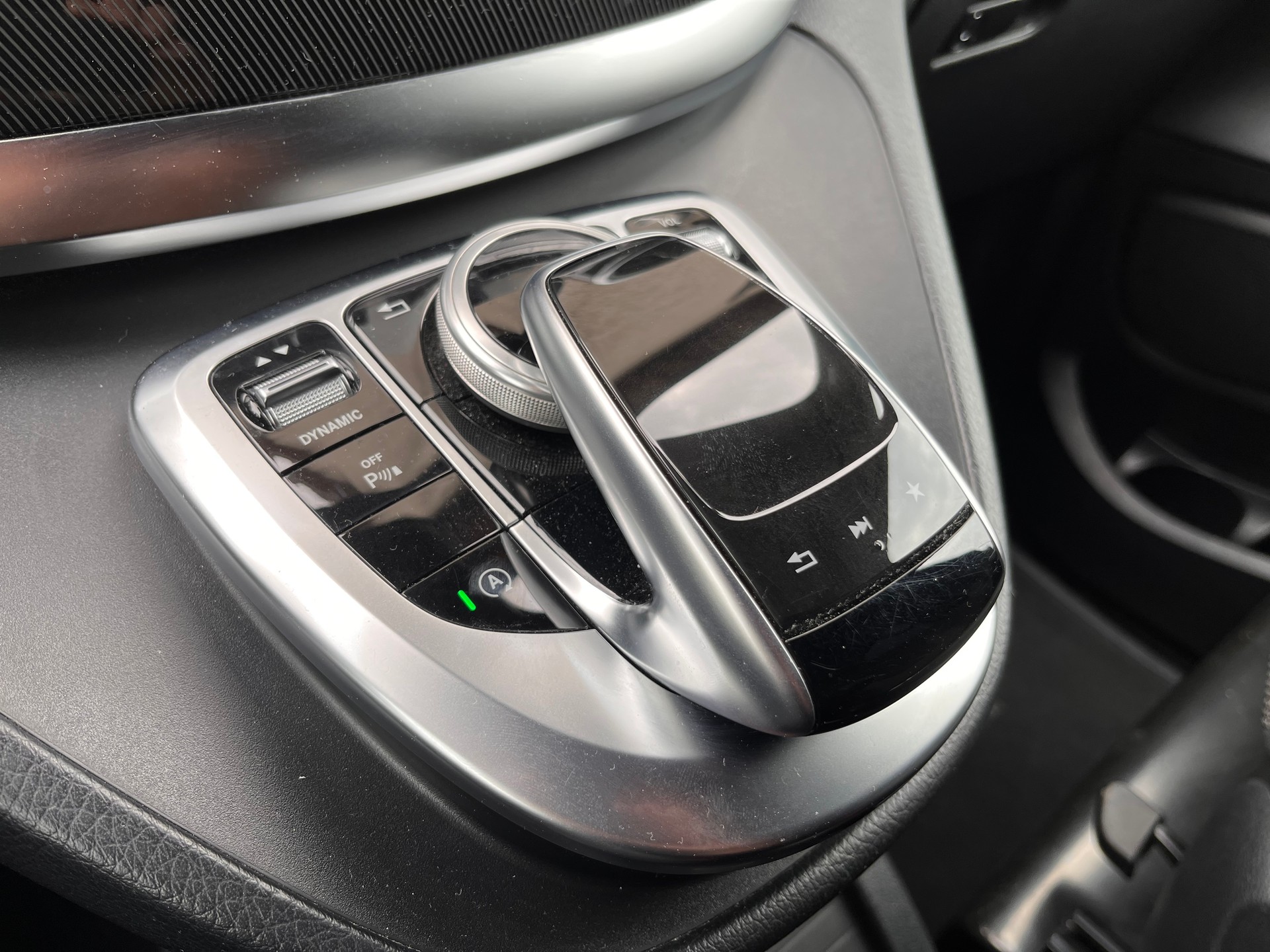 MERCEDES-BENZ V 250 d kompakt 4Matic 7G-Tronic * KOMPAKT/KURZ VERSION - 7 PLÄTZER *-image-19