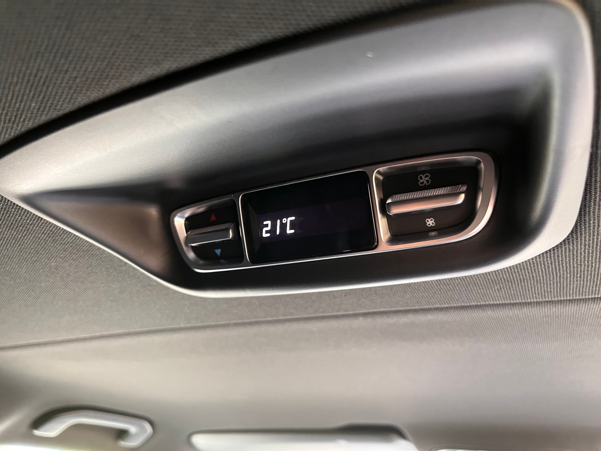 MERCEDES-BENZ V 250 d kompakt 4Matic 7G-Tronic * KOMPAKT/KURZ VERSION - 7 PLÄTZER *-image-16