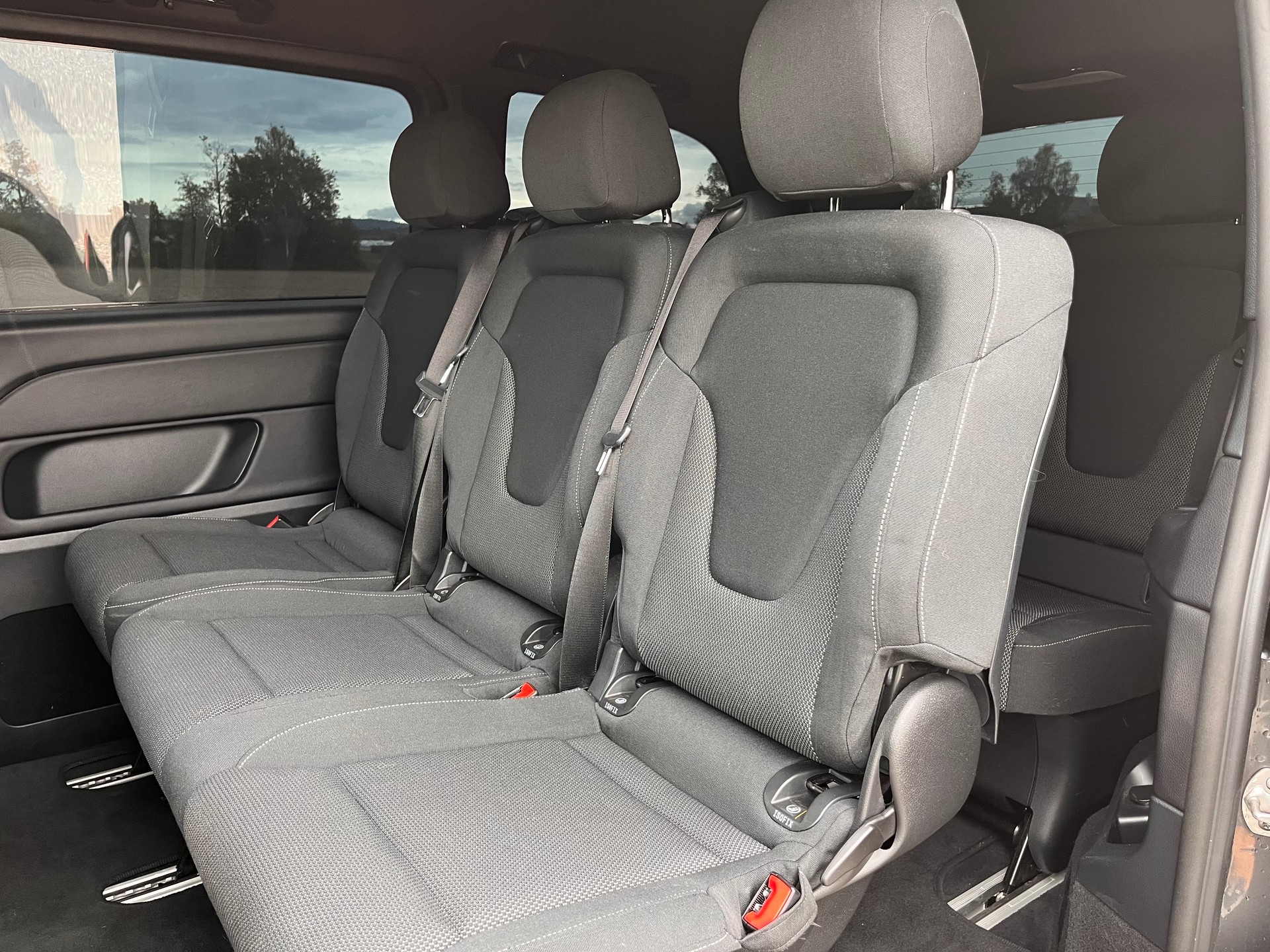 MERCEDES-BENZ V 250 d kompakt 4Matic 7G-Tronic * KOMPAKT/KURZ VERSION - 7 PLÄTZER *-image-14