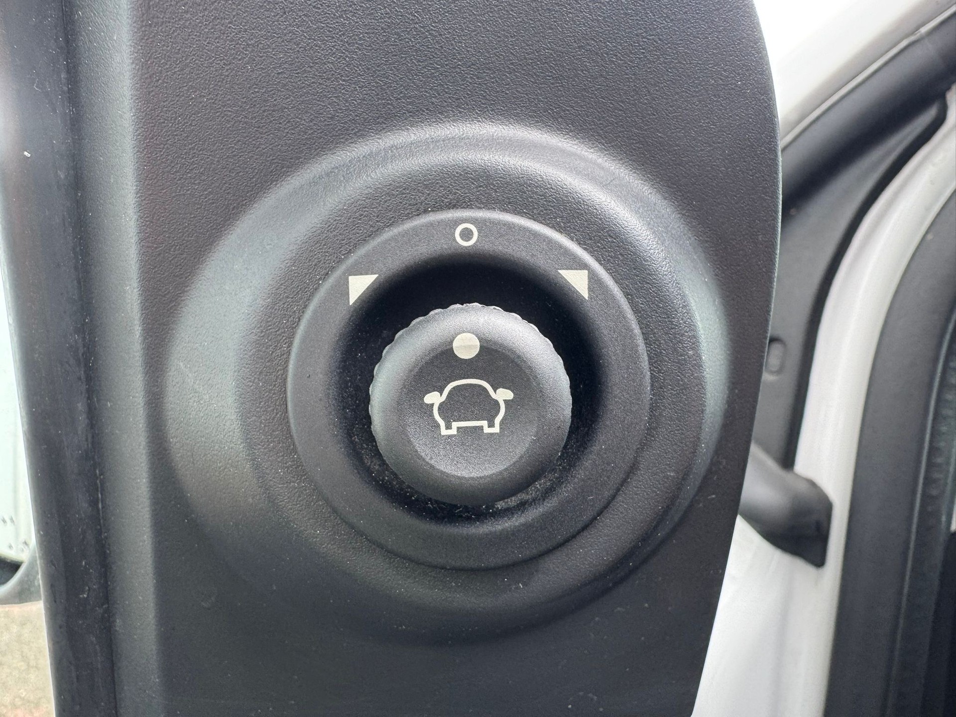 FORD KA+ 1.2 Ti-VCT Active. 5 portes-image-17
