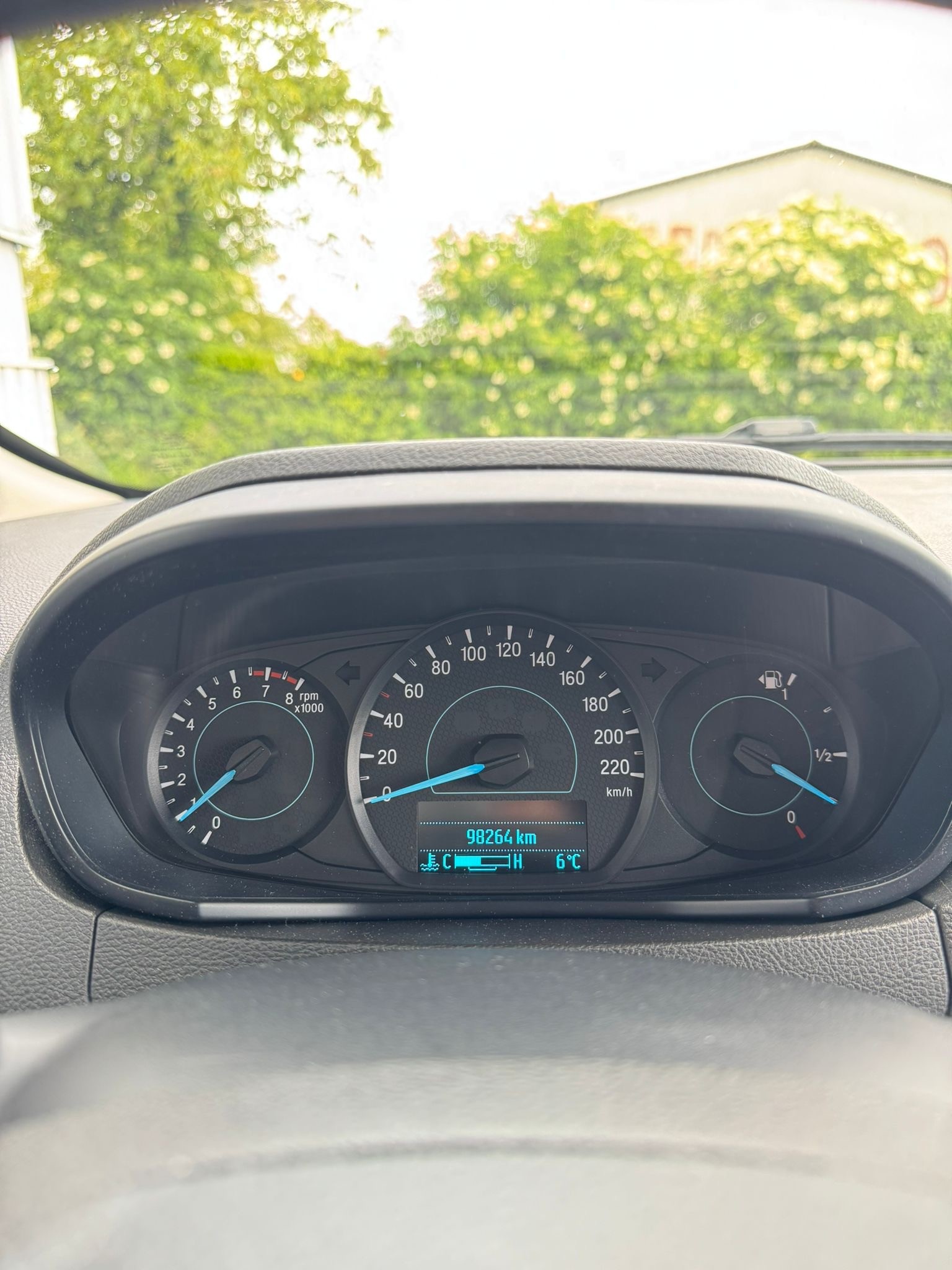 FORD KA+ 1.2 Ti-VCT Active. 5 portes-image-12