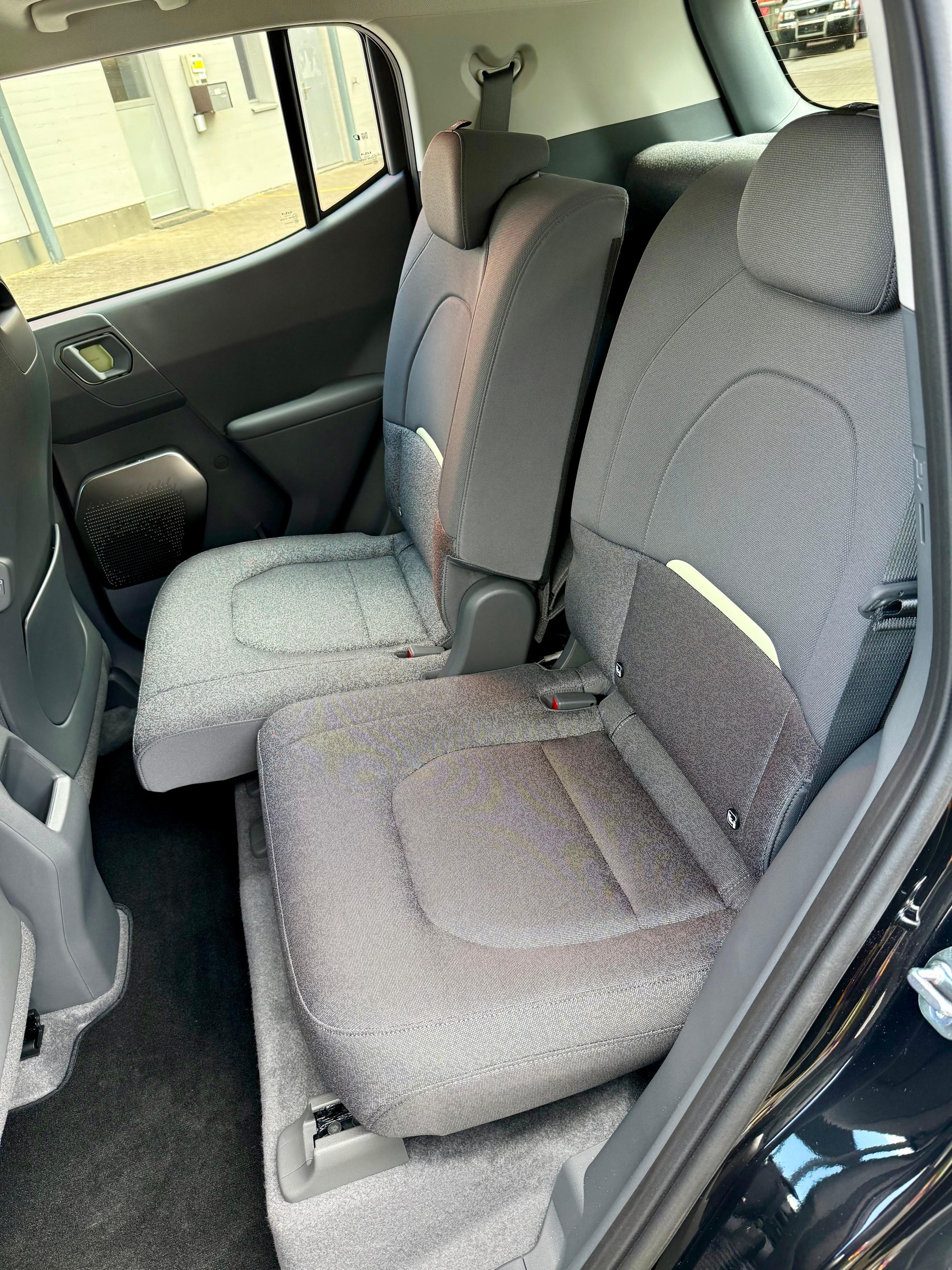 KIA EV2 42.2 kWh Air 4P-image-6
