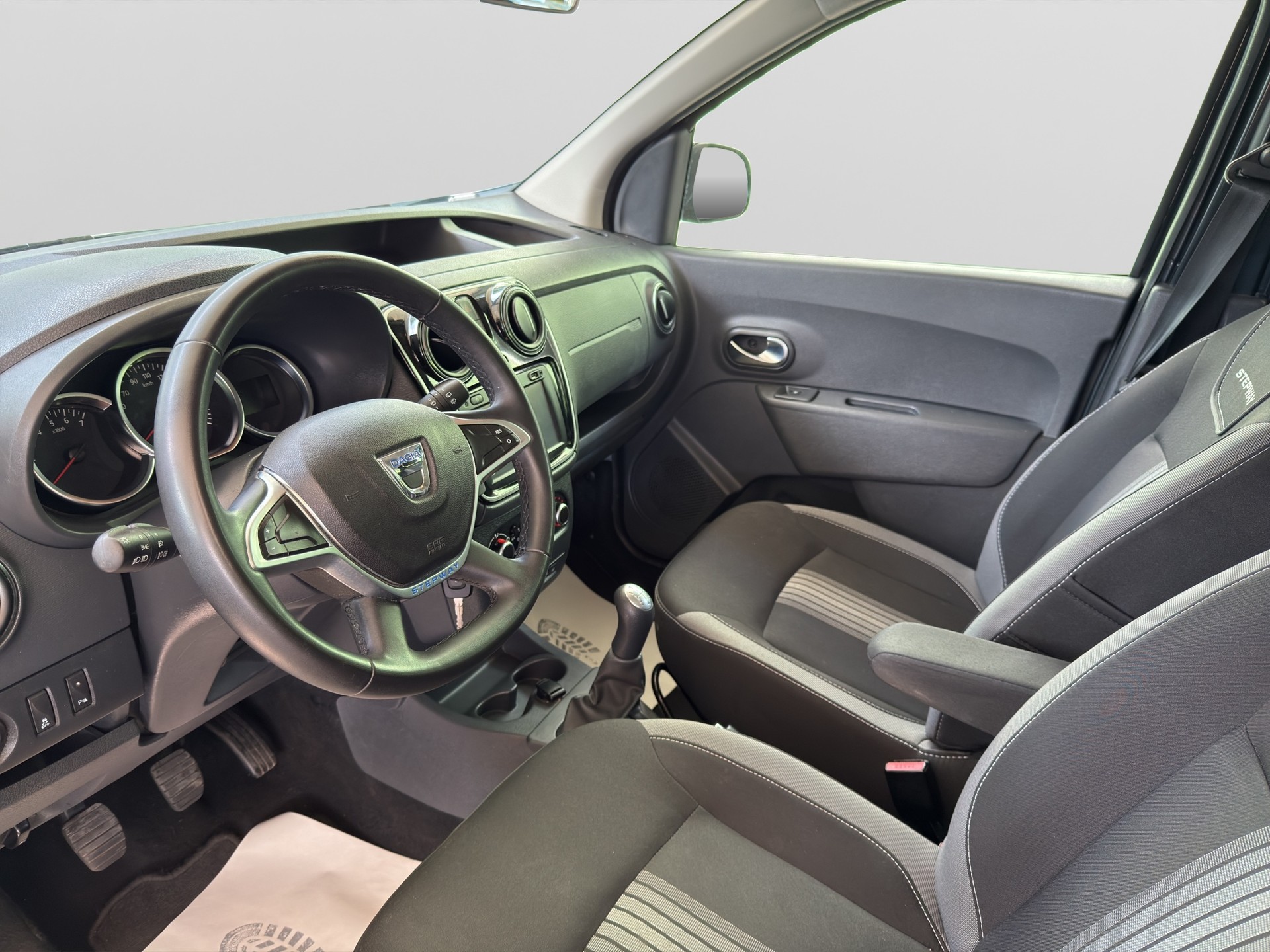 DACIA Dokker 1.6 16V Comfort-image-7