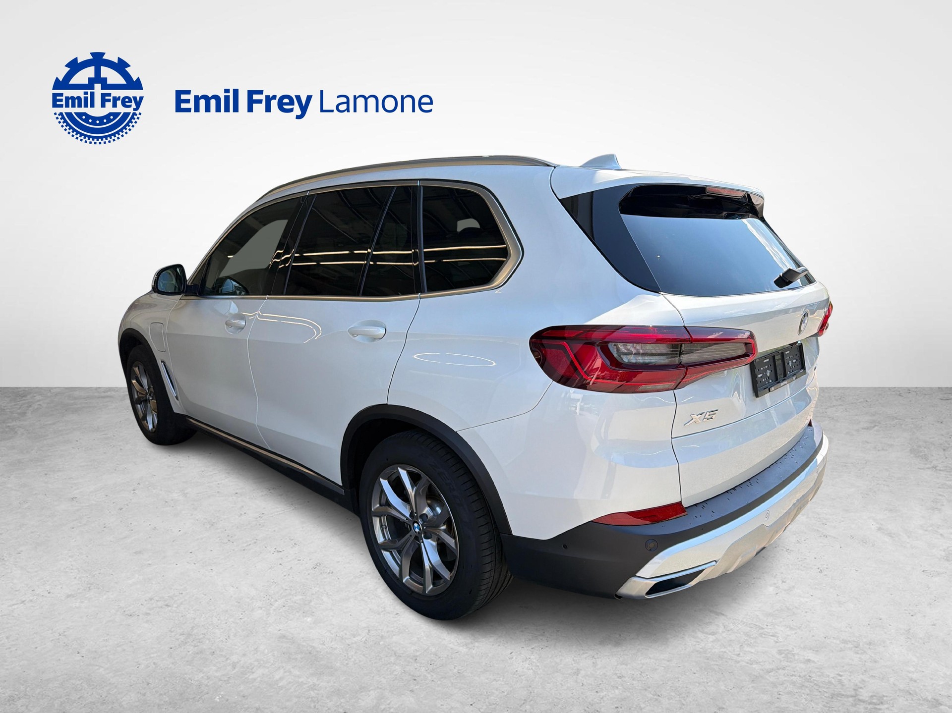 BMW X5 45e xDrive SAG-showroom-element-3