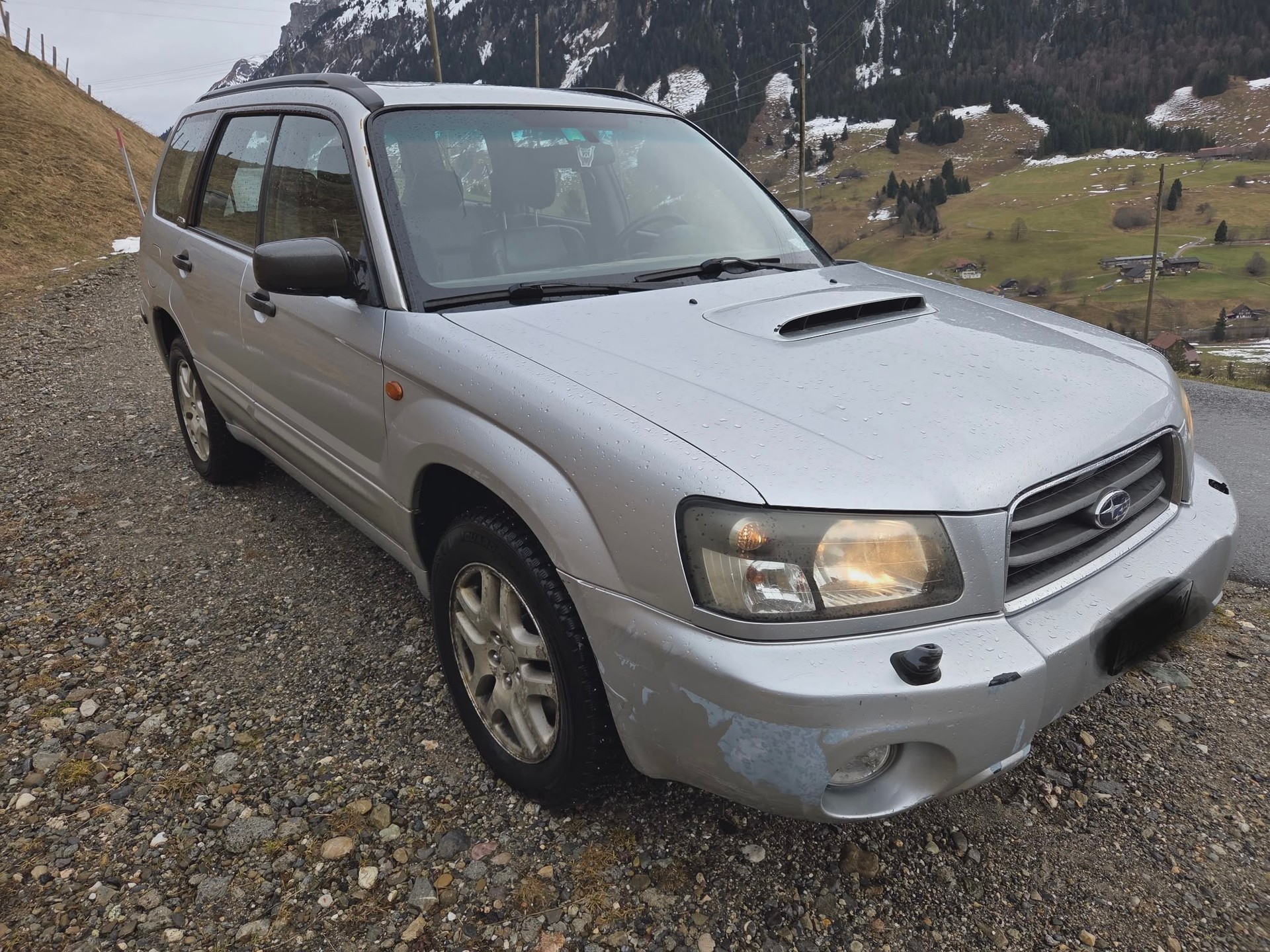 SUBARU Forester 2.0XT Automatic-image-2