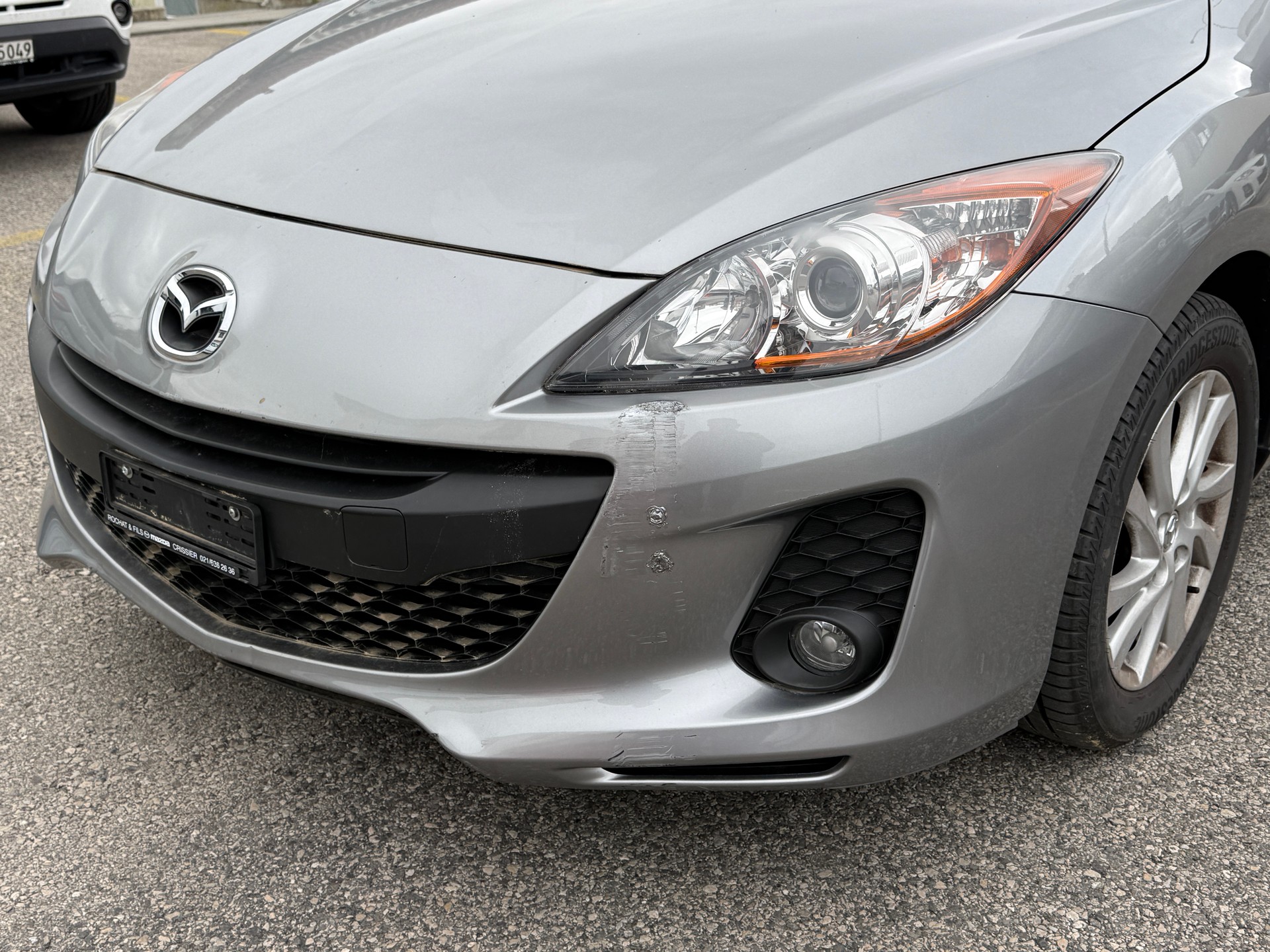 MAZDA 3 1.6 16V Exclusive - Possibilité d’une Nouvelle Expertise & Service + Garantie + Carrosserie Faite en Ordre pour 7‘900 CHF-image-10