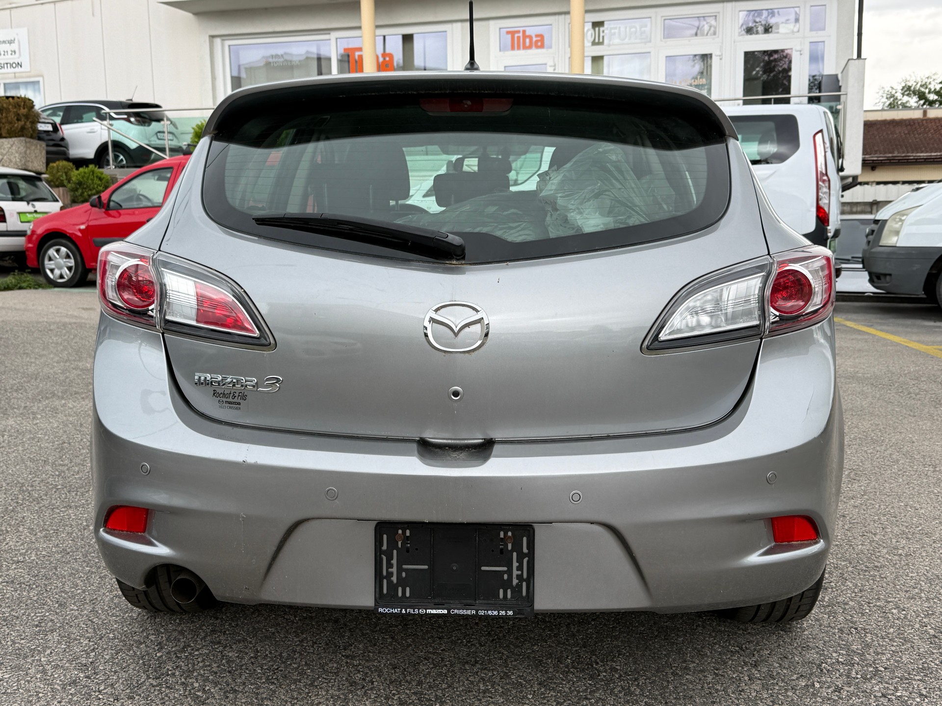 MAZDA 3 1.6 16V Exclusive - Possibilité d’une Nouvelle Expertise & Service + Garantie + Carrosserie Faite en Ordre pour 7‘900 CHF-showroom-element-3