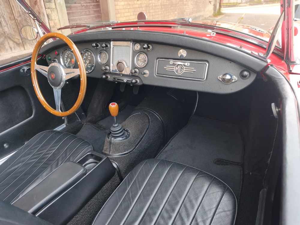 MG MGA 1500-image-10