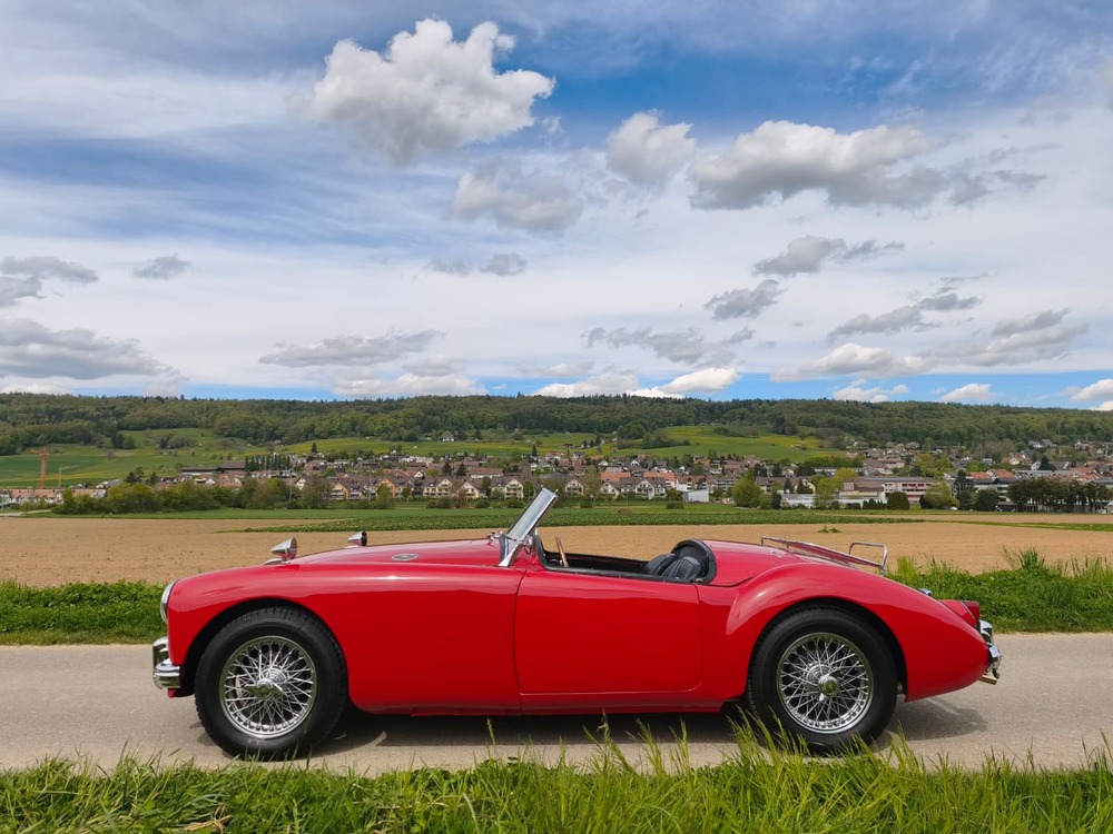 MG MGA 1500-image-2