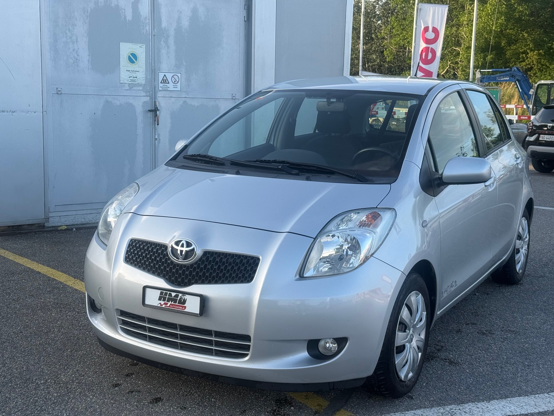 TOYOTA Yaris 1.3 Linea Luna (MFK, SERVICE)