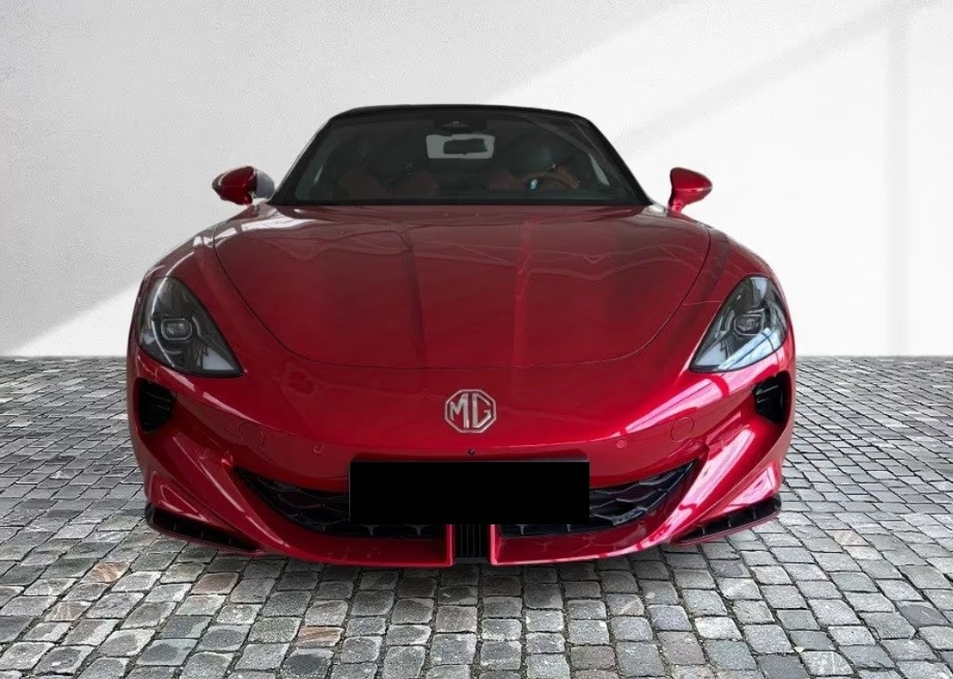 MG Cyberster 77kWh-showroom-element-1