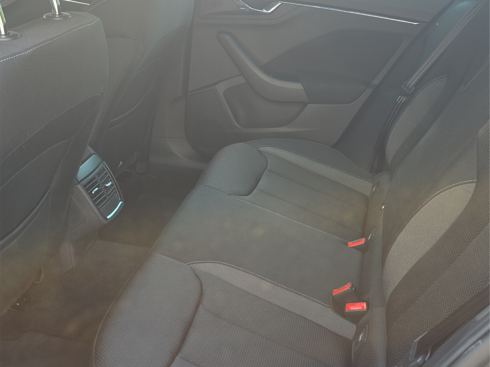 SKODA Kamiq 1.0 TSI Tour-image-10
