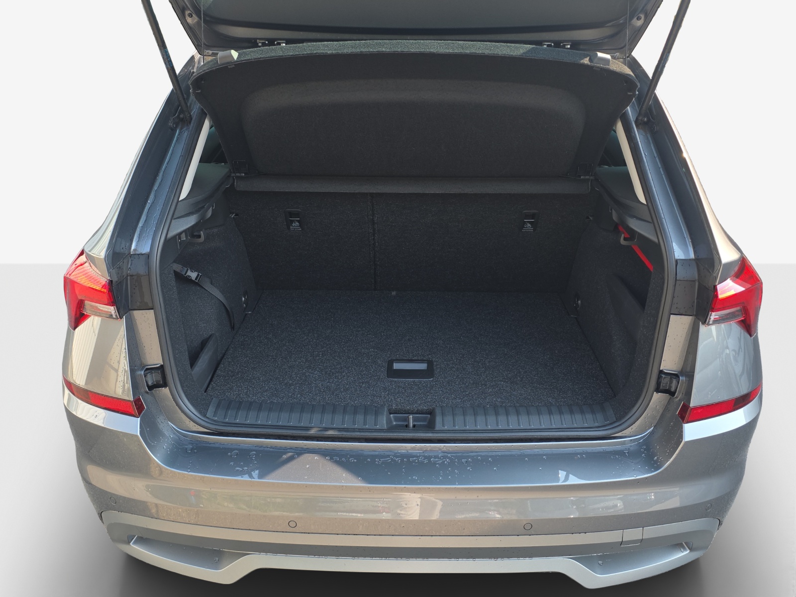 SKODA Kamiq 1.0 TSI Tour-image-12