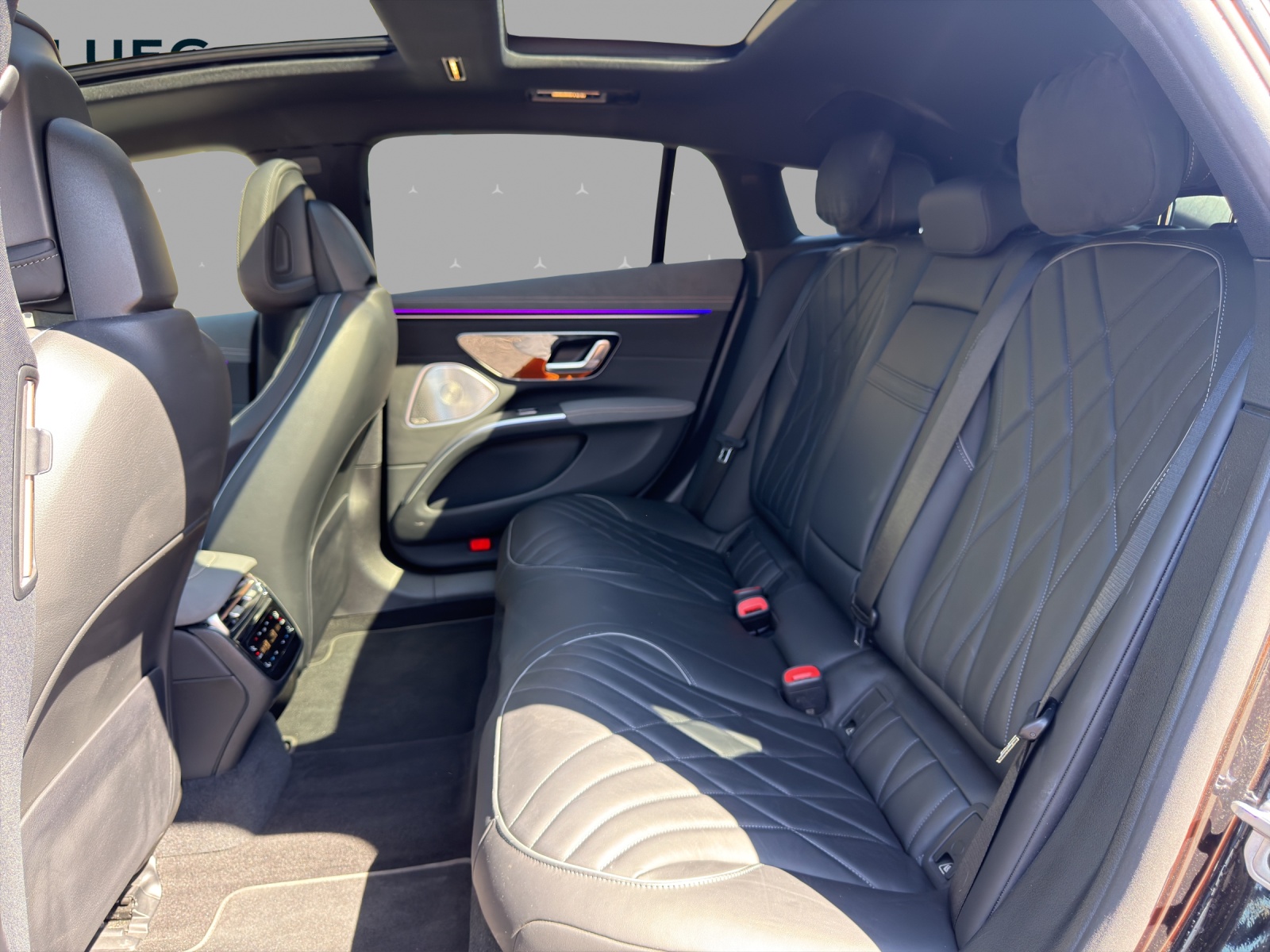 MERCEDES-BENZ EQS 450+ AMG Line-image-13