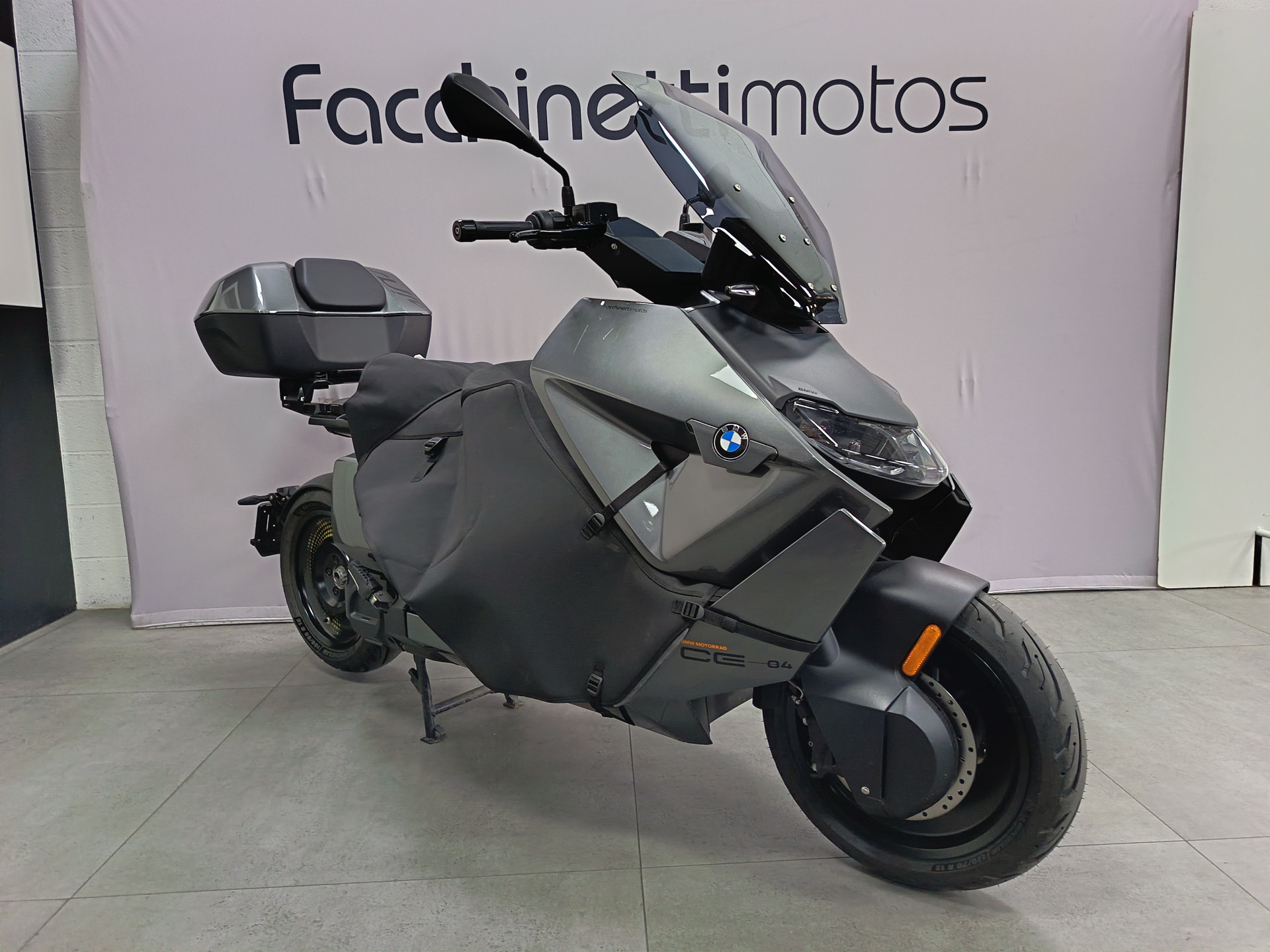 BMW CE 04 Avantgarde-image-1