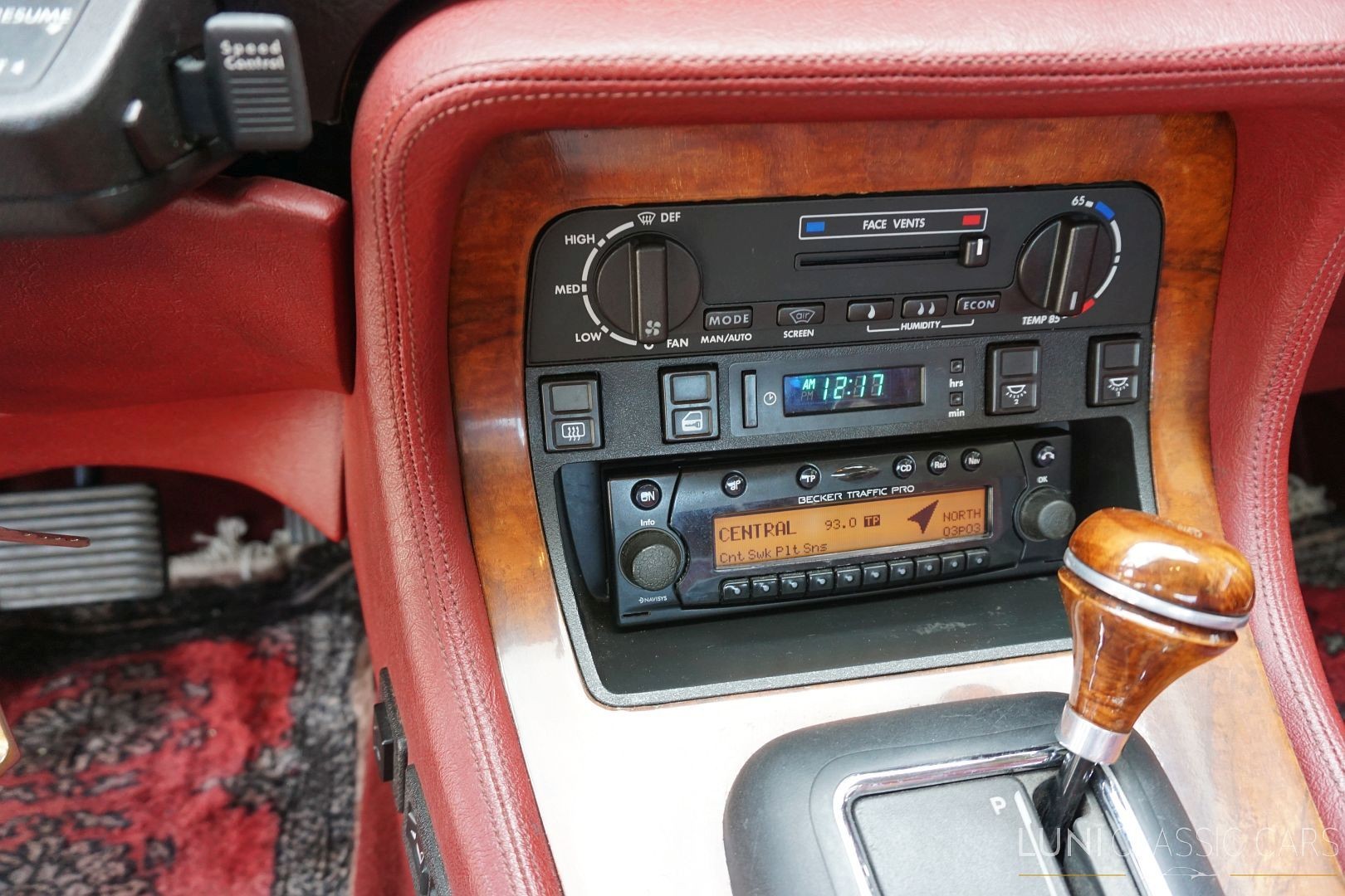 JAGUAR XJ6 3.6 Sovereign-image-26