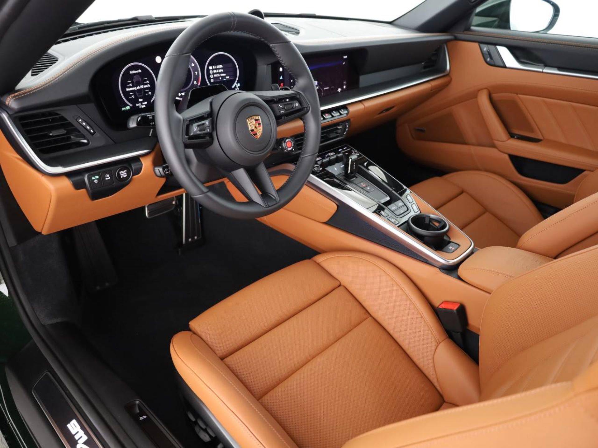 PORSCHE 911 Carrera 4S Cabriolet-showroom-element-3