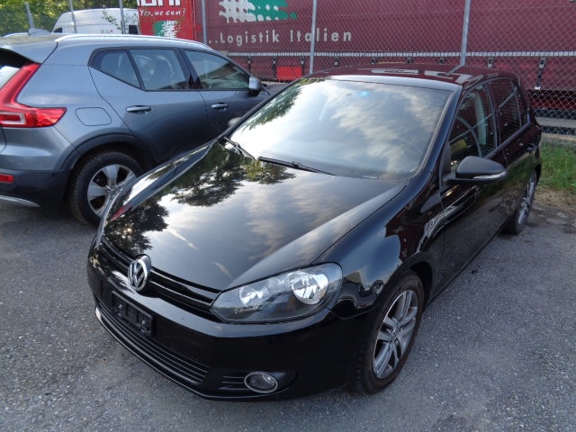 VW Golf 1.2 TSI Trendline-image-11