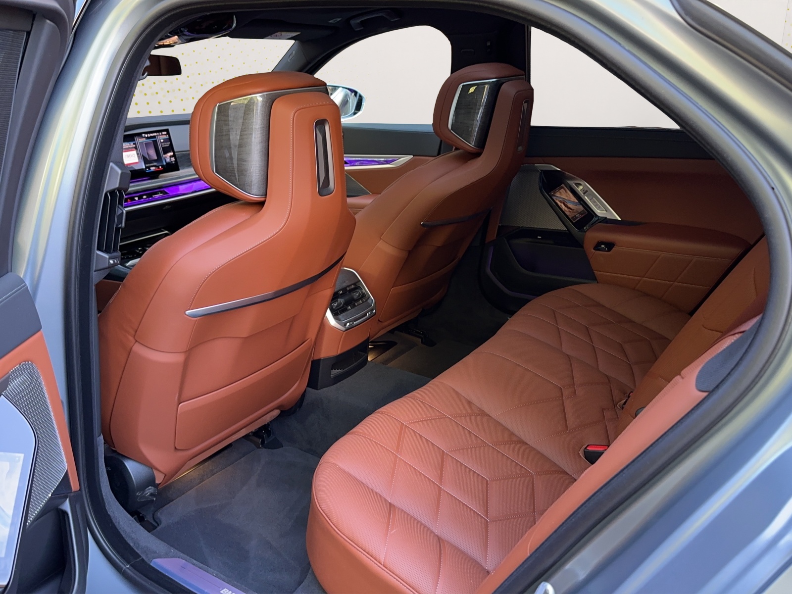 BMW i7 xDrive 60 (CH) Individual-image-12