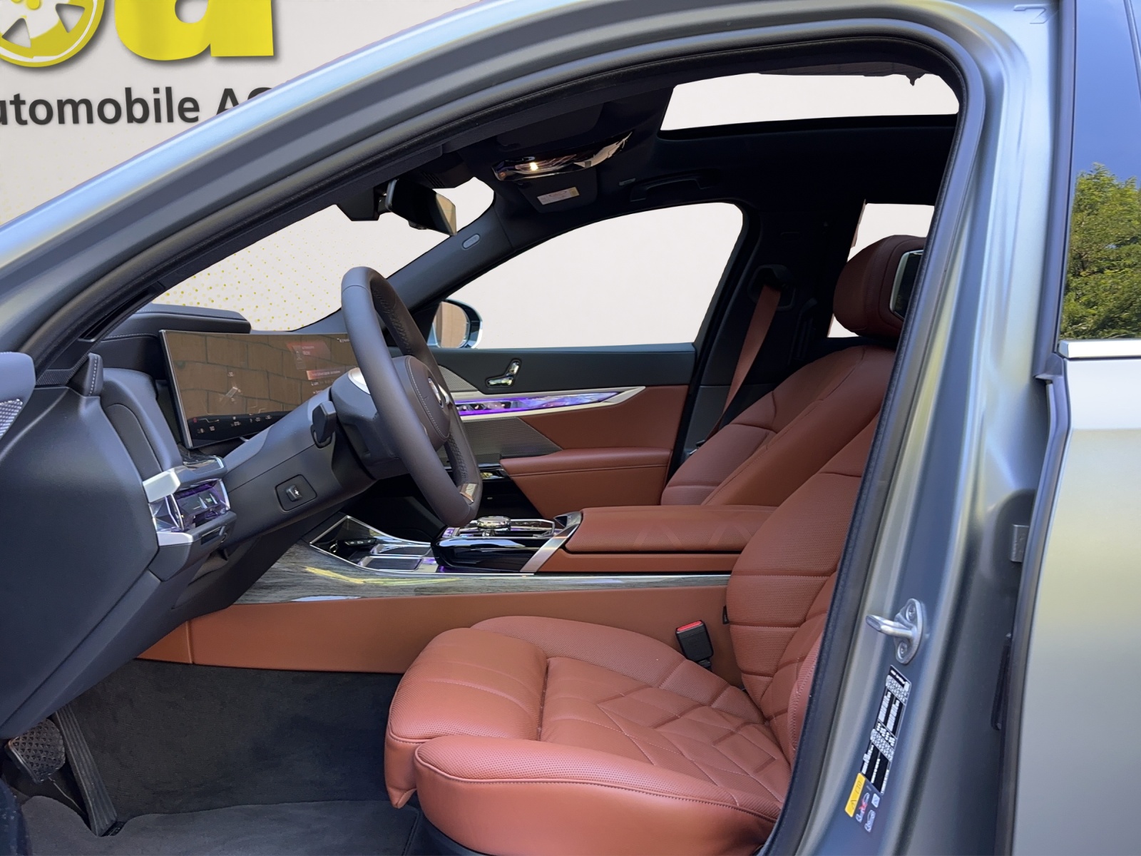 BMW i7 xDrive 60 (CH) Individual-image-10