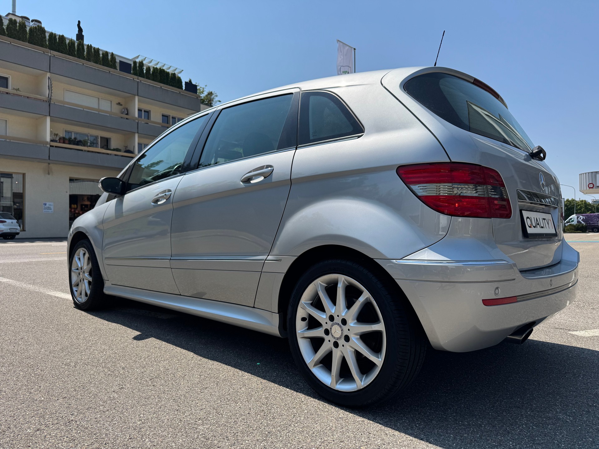 MERCEDES-BENZ B 170-image-6