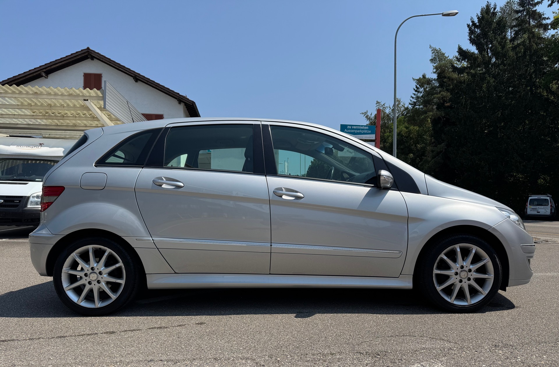 MERCEDES-BENZ B 170-image-1