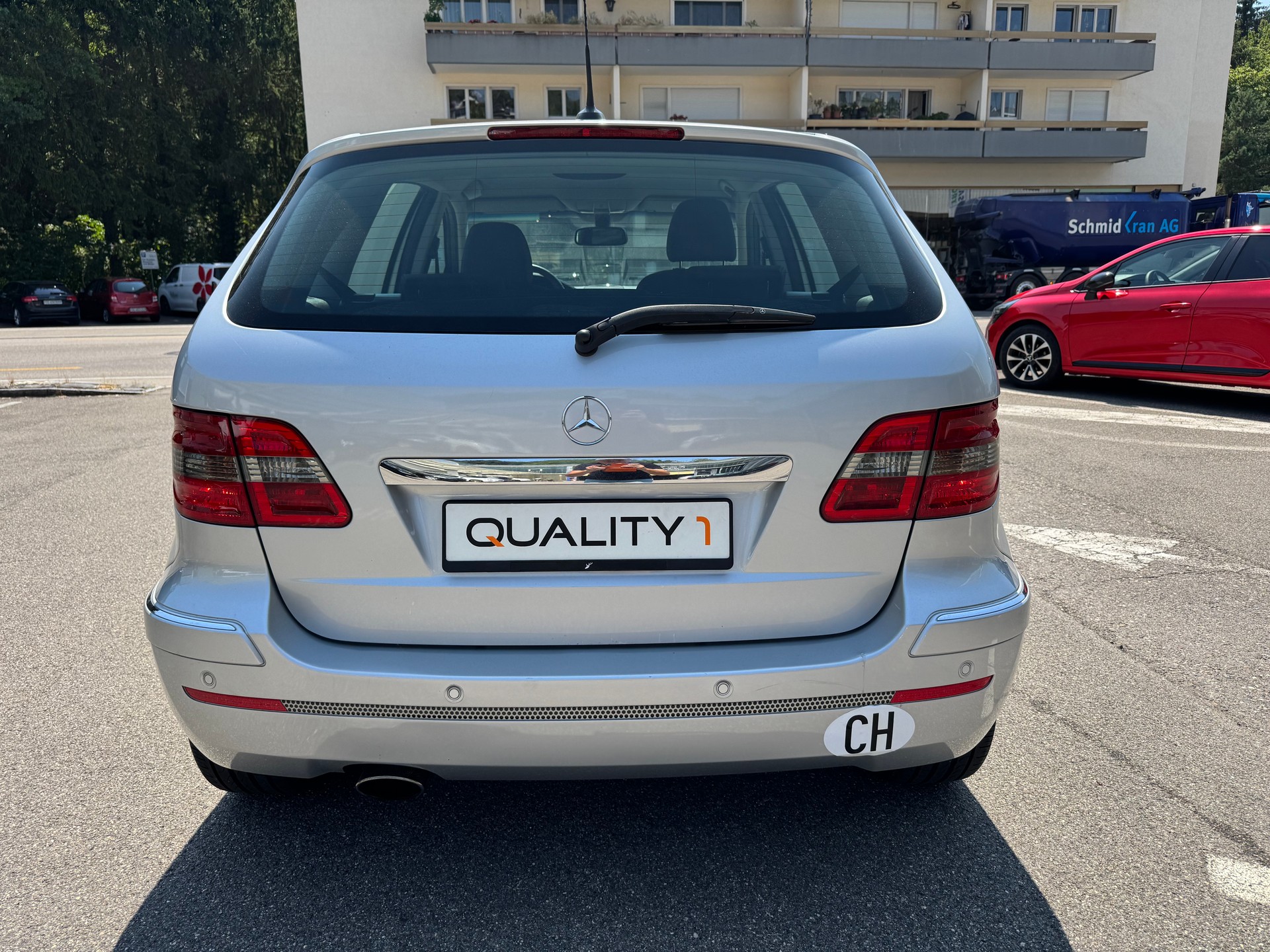 MERCEDES-BENZ B 170-image-7