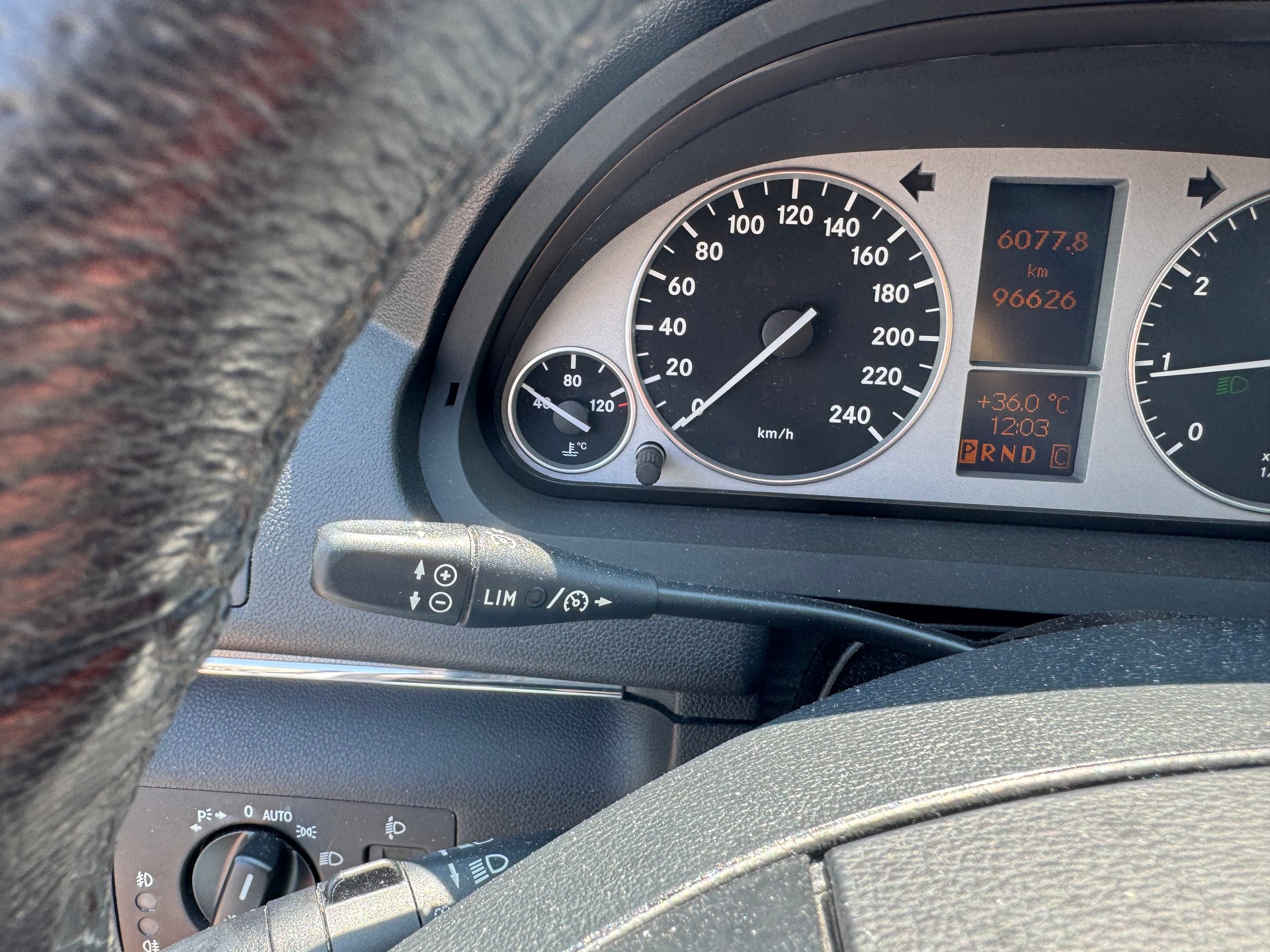 MERCEDES-BENZ B 170-image-12