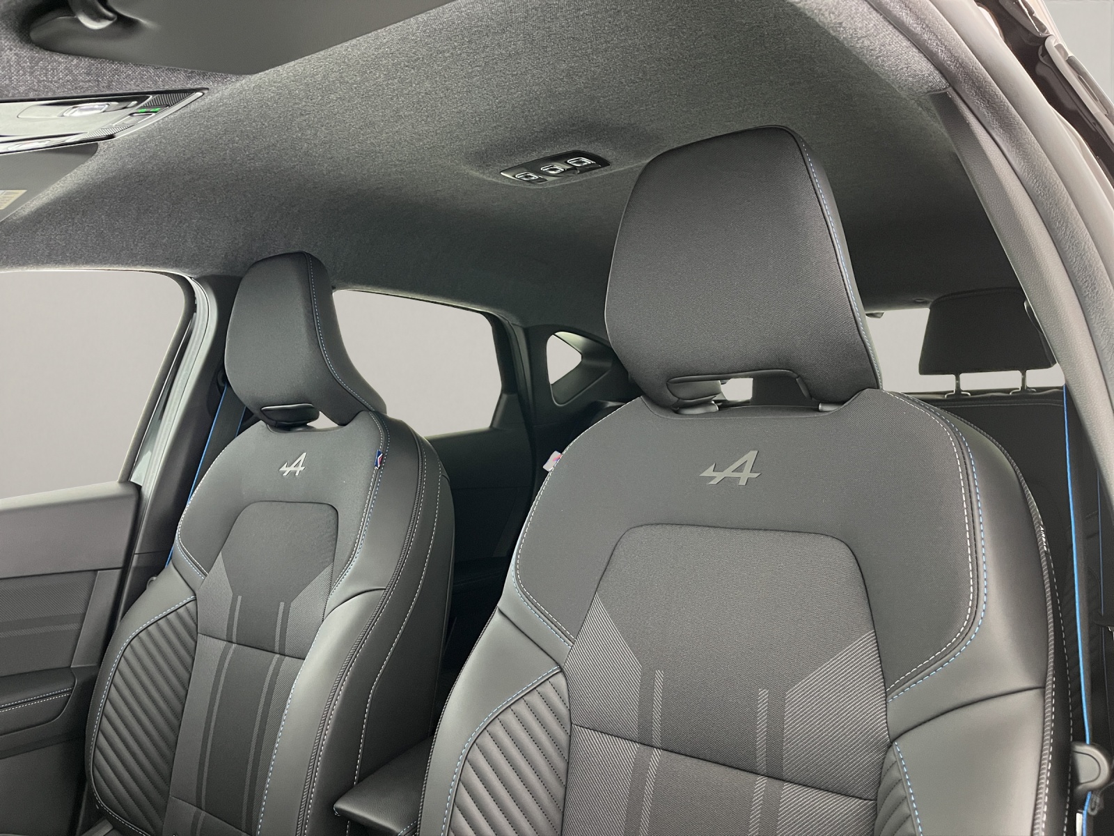 RENAULT Captur 1.8 E-Tech esprit Alpine-image-14
