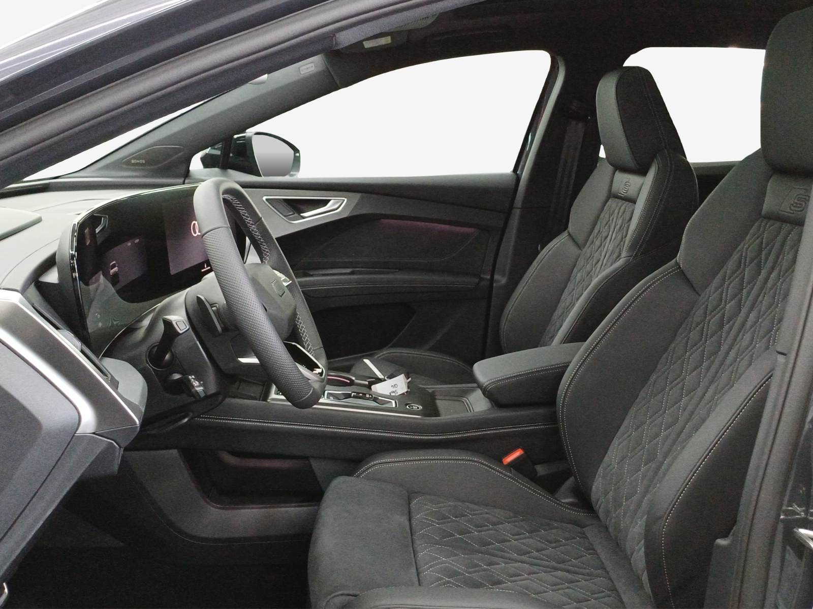 AUDI Q4 e-tron SUV quattro performance-image-7